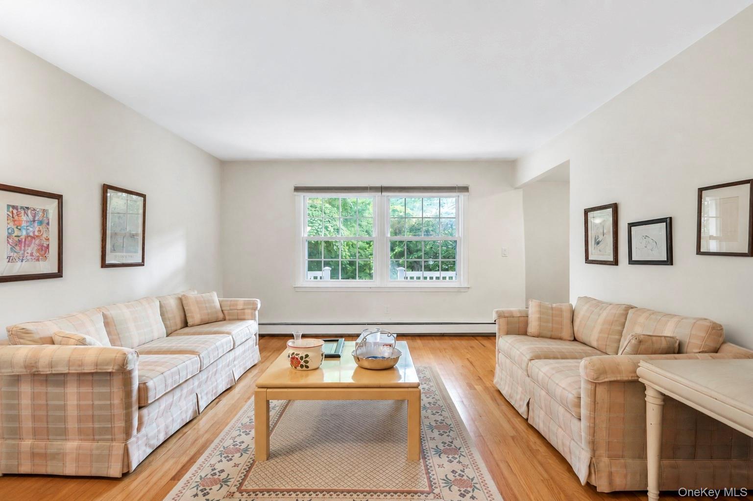 Single Family Sanford Street  Suffolk County, NY 11746, MLS-1027068-17