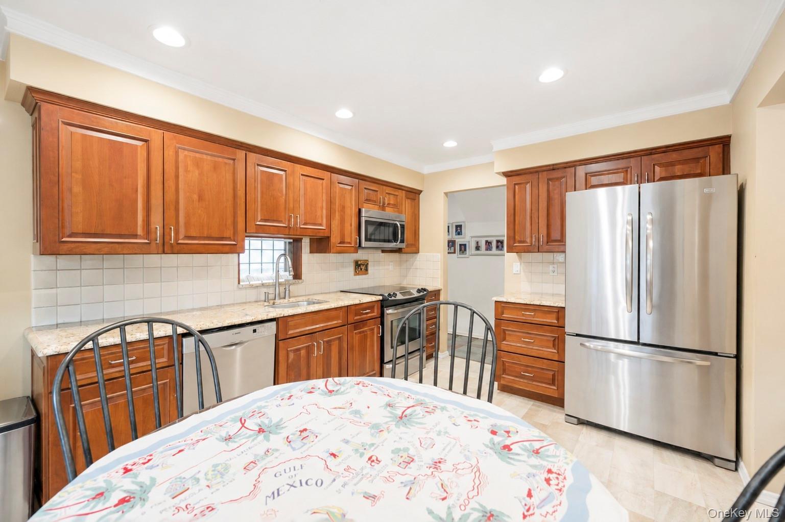 Single Family Sanford Street  Suffolk County, NY 11746, MLS-1027068-20