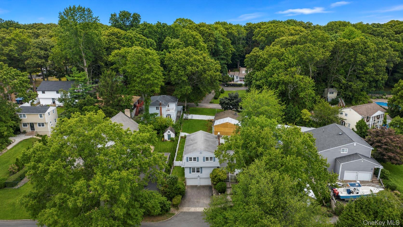 Single Family Sanford Street  Suffolk County, NY 11746, MLS-1027068-6