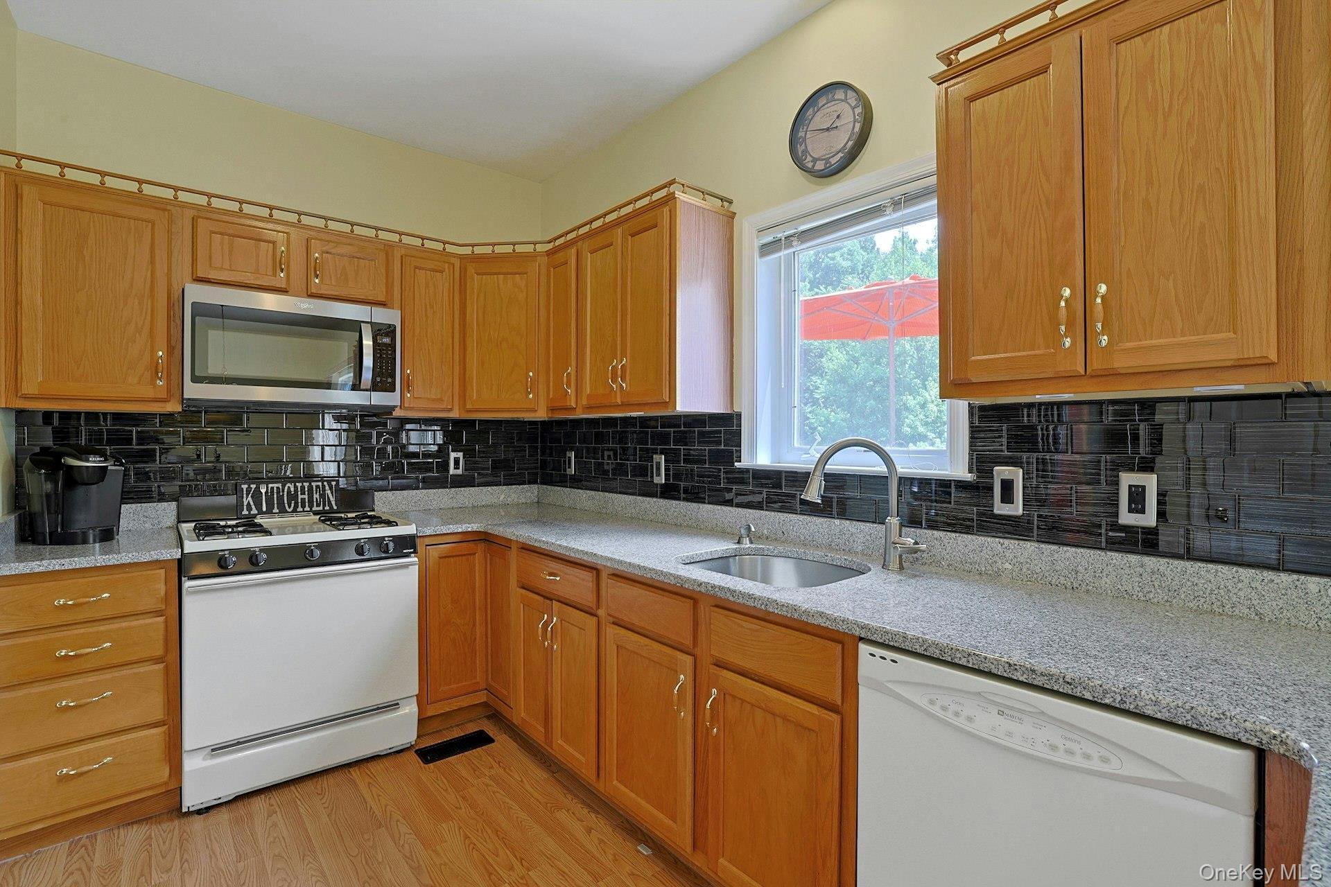 Single Family Ledger View Court Orange County, NY 10930, MLS-1027087-9