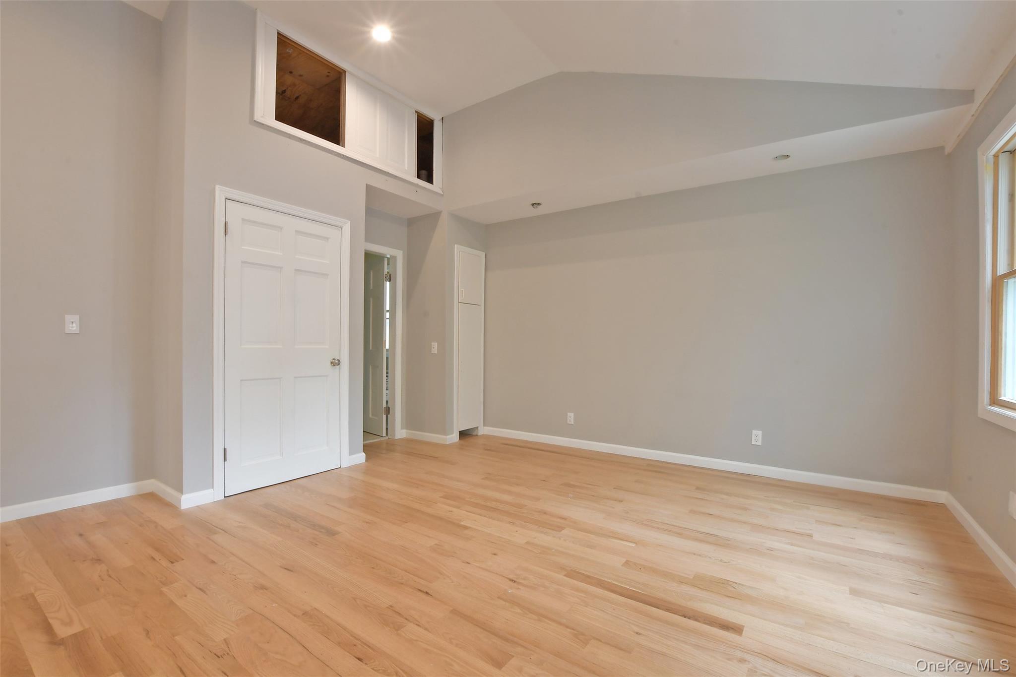 Single Family Southold Road Suffolk County, NY 11789, MLS-1027097-10