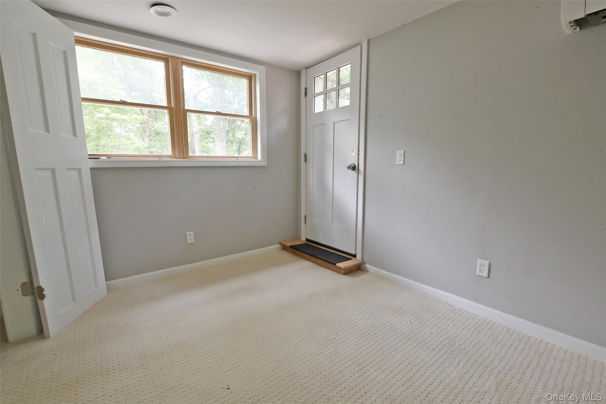 Single Family Southold Road Suffolk County, NY 11789, MLS-1027097-2