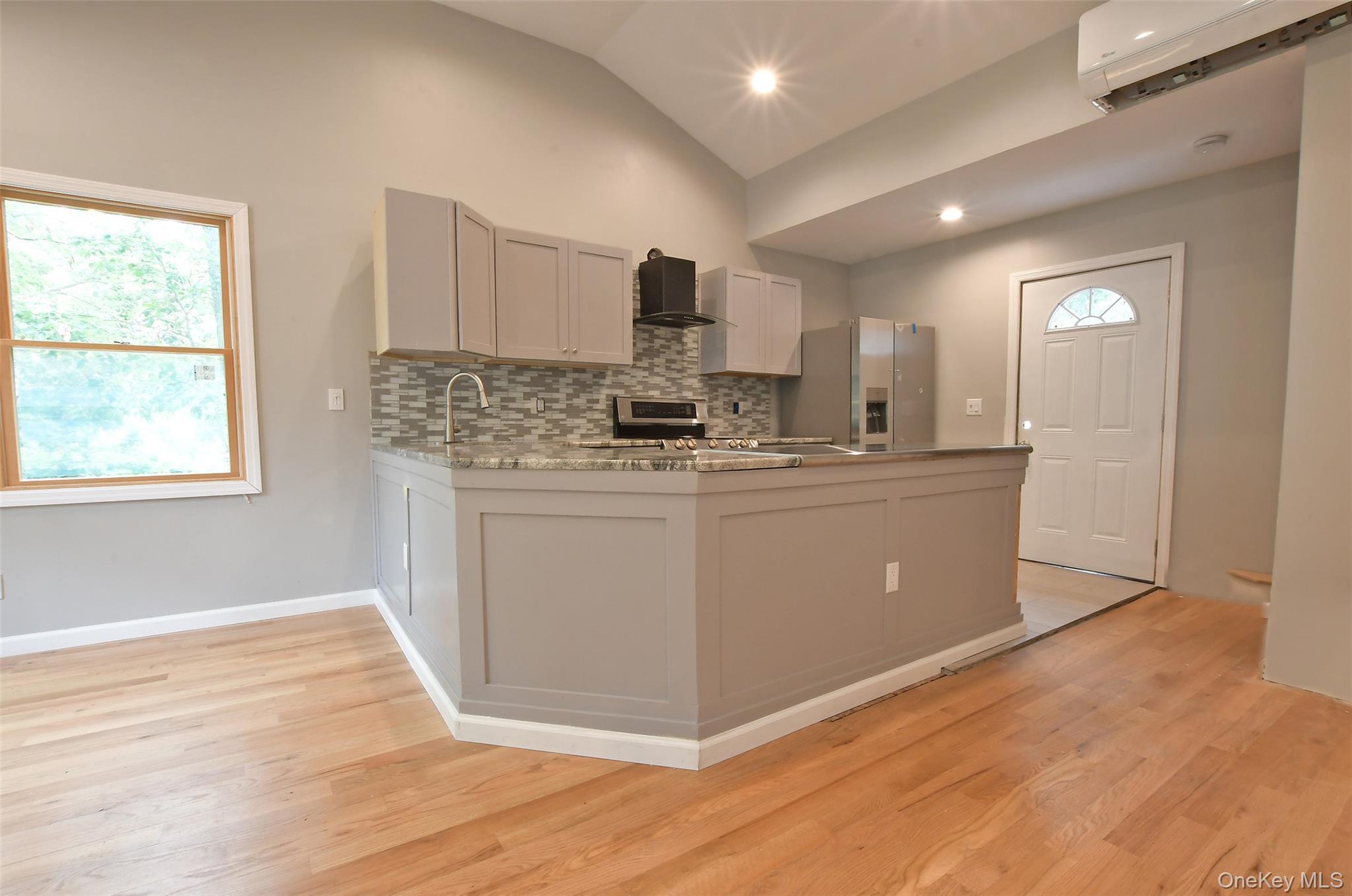 Single Family Southold Road Suffolk County, NY 11789, MLS-1027097-20
