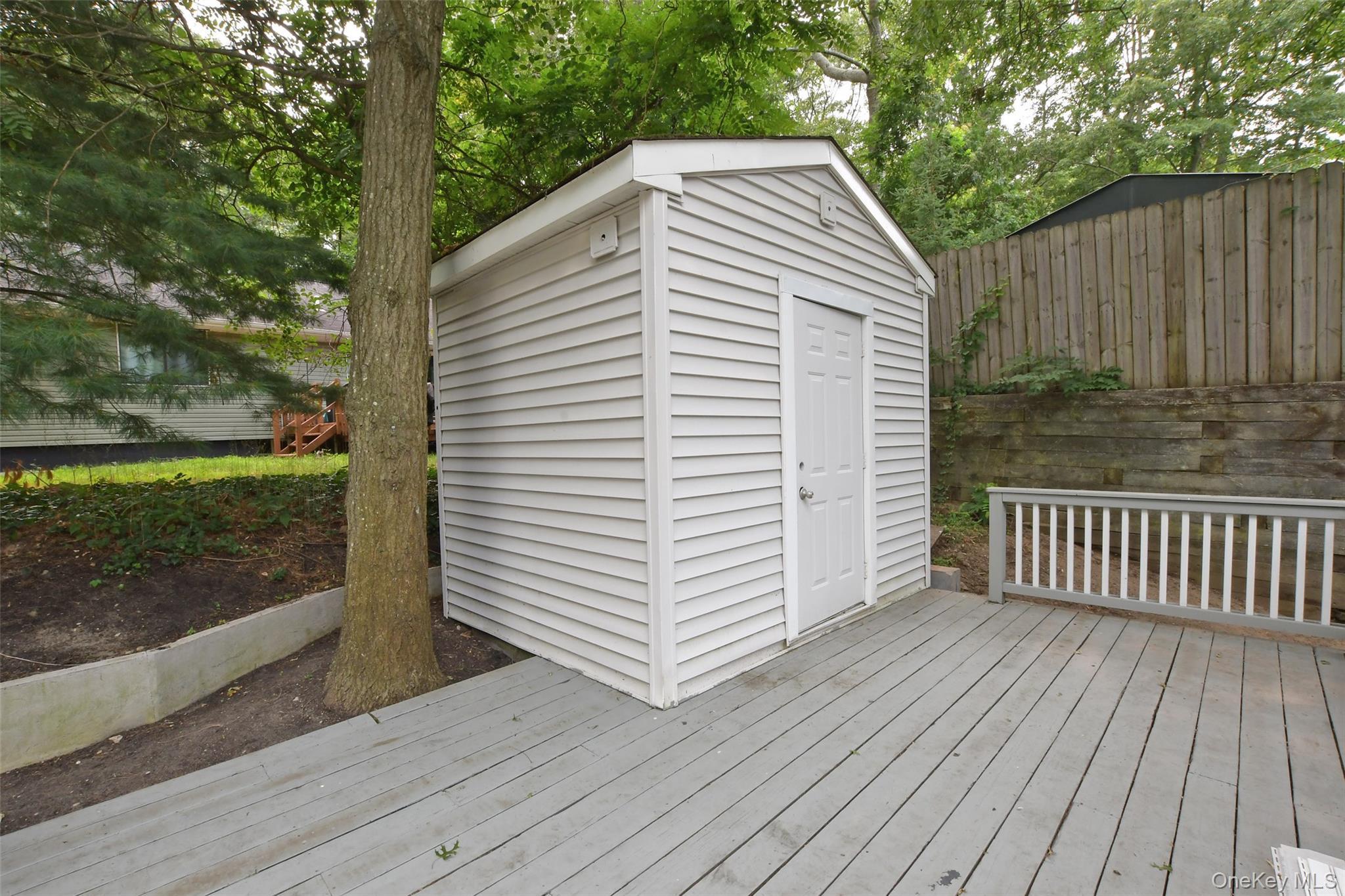 Single Family Southold Road Suffolk County, NY 11789, MLS-1027097-32