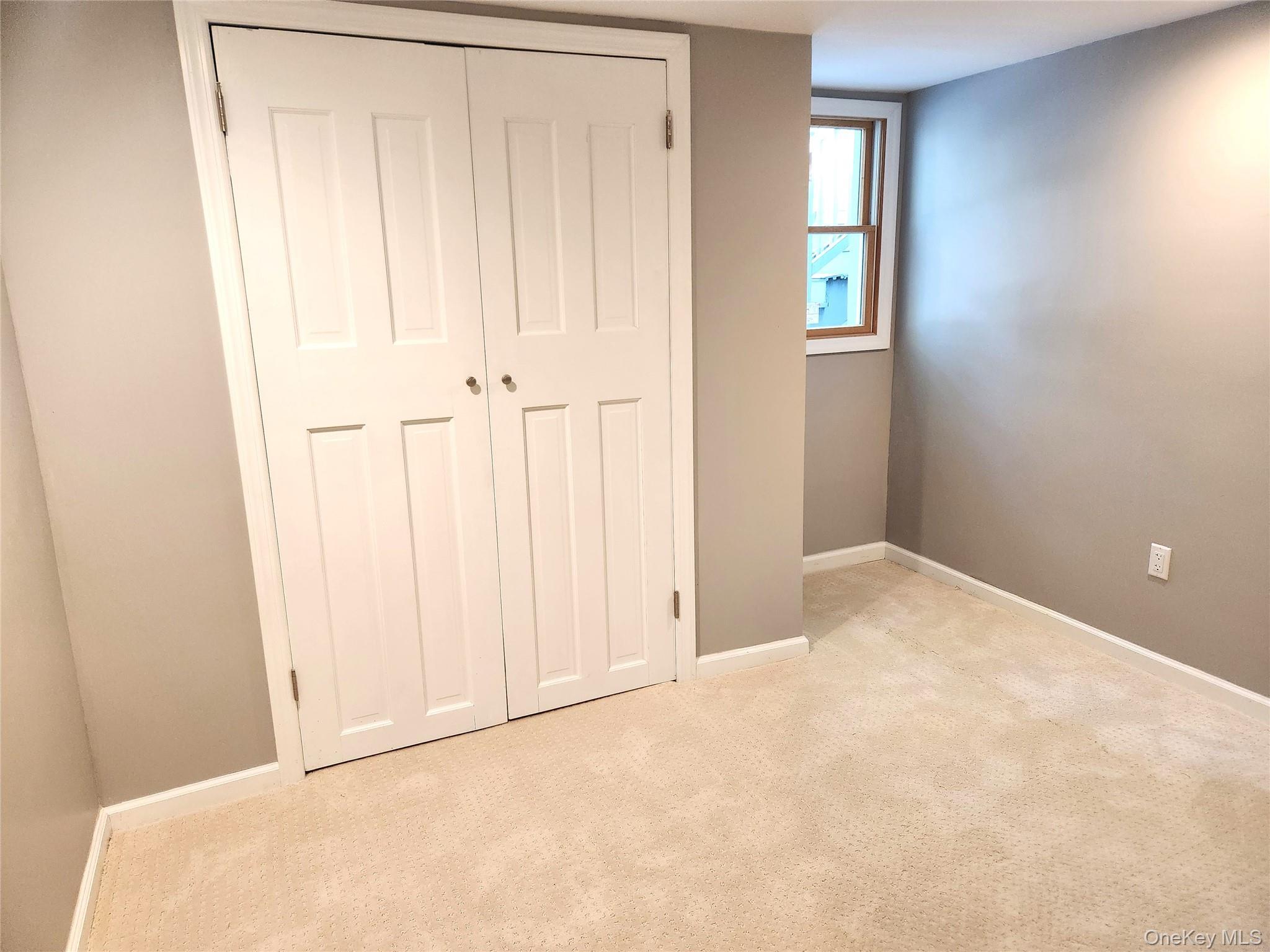 Single Family Southold Road Suffolk County, NY 11789, MLS-1027097-4