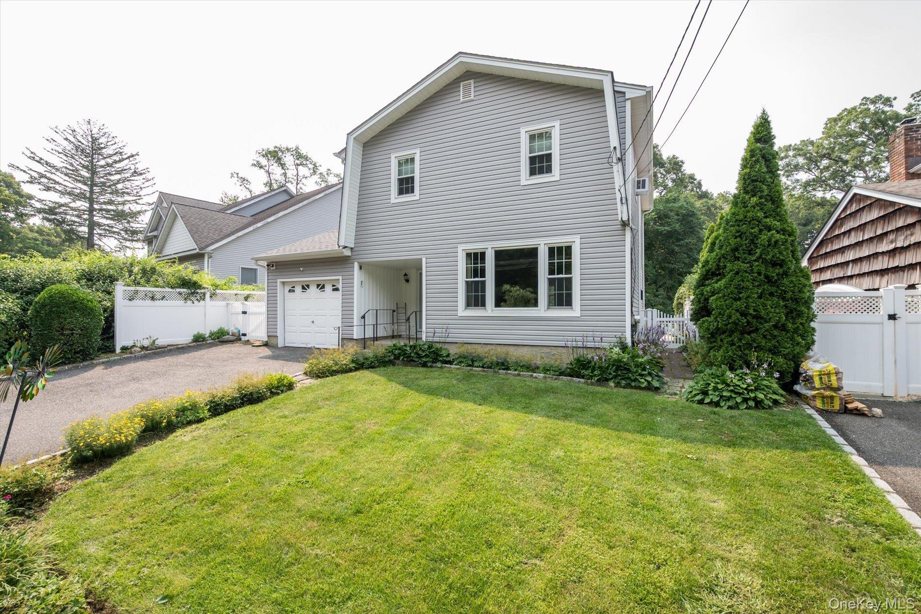 Single Family Vause Street  Suffolk County, NY 11768, MLS-1027110-2