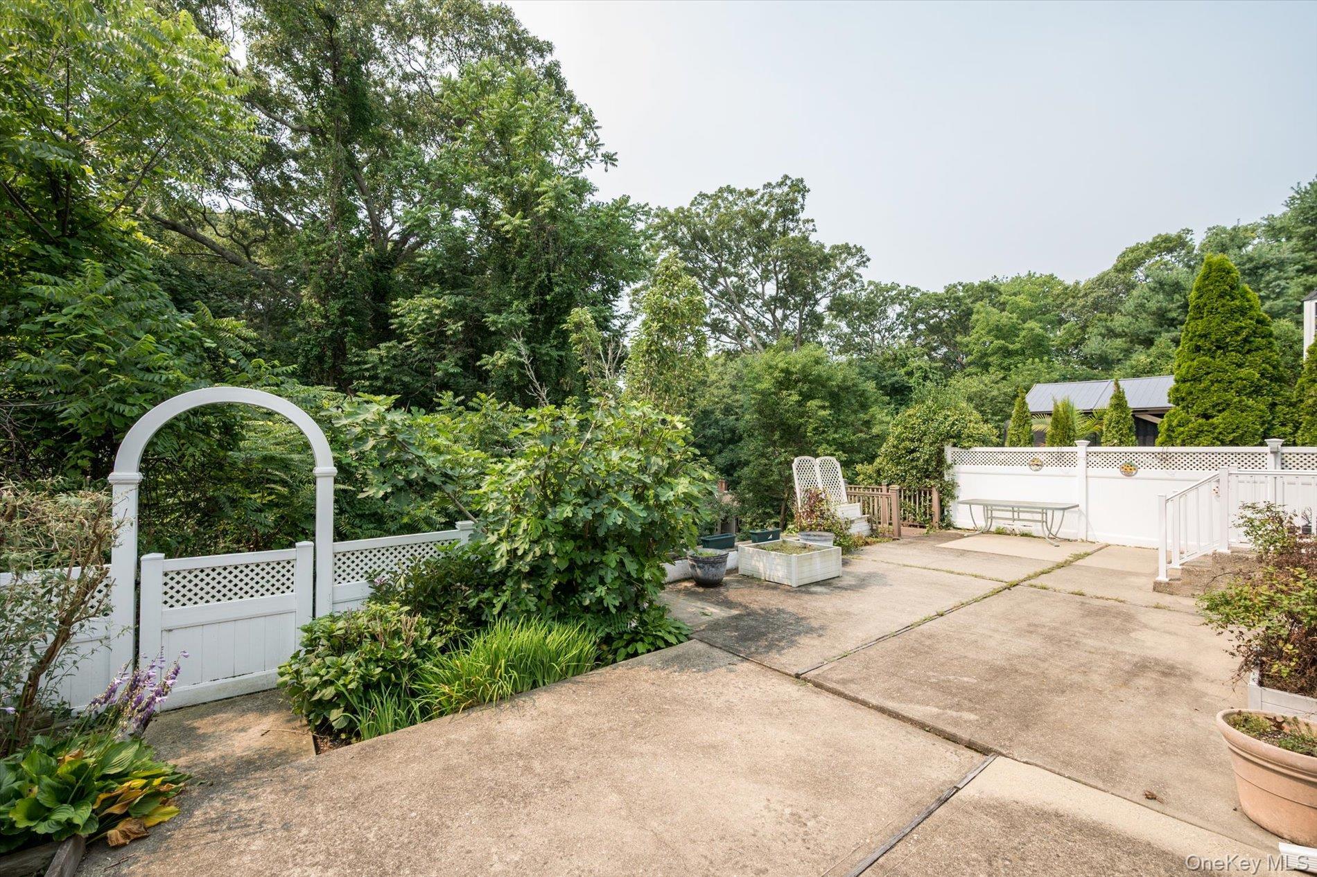 Single Family Vause Street  Suffolk County, NY 11768, MLS-1027110-20