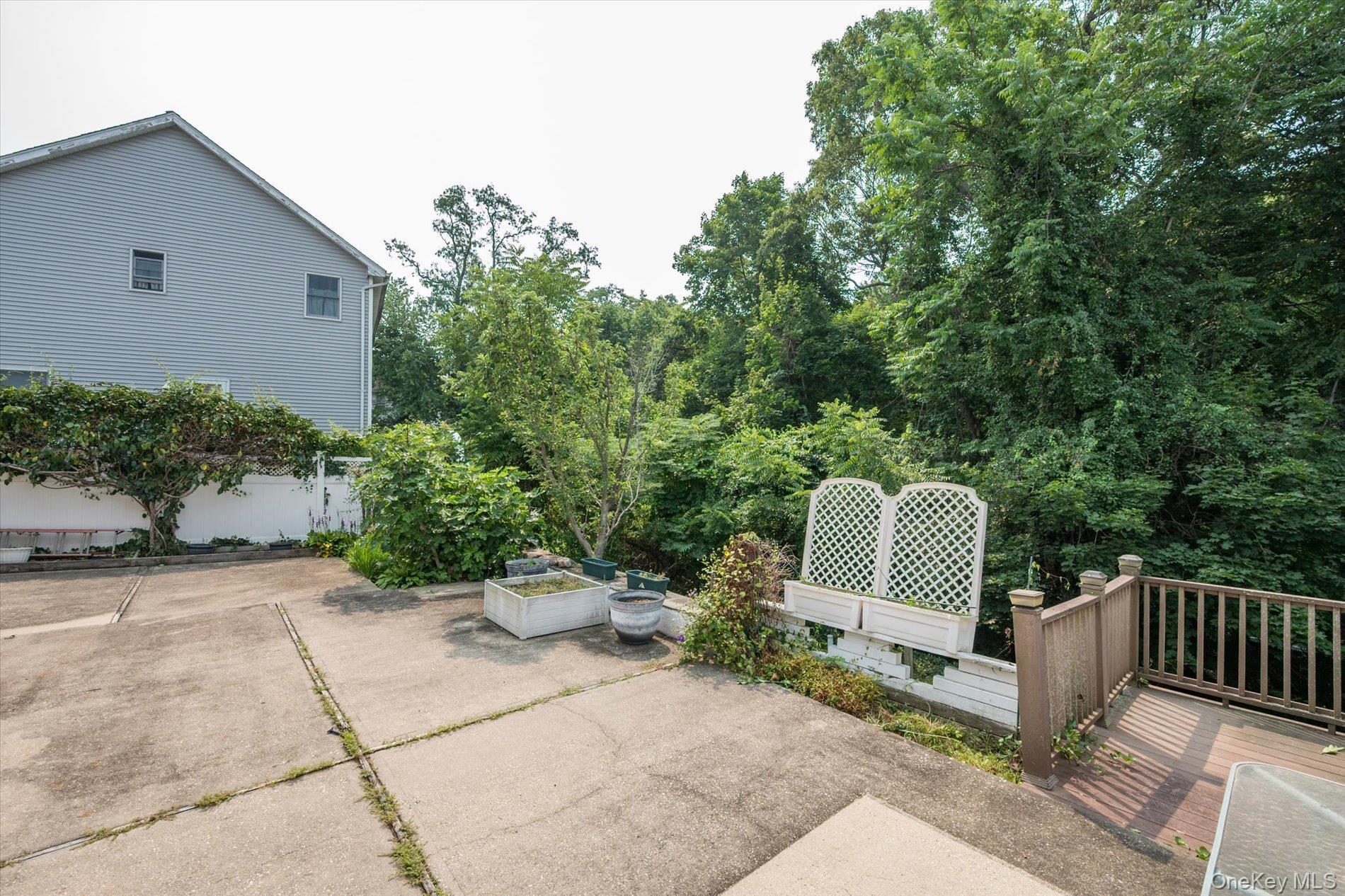 Single Family Vause Street  Suffolk County, NY 11768, MLS-1027110-21