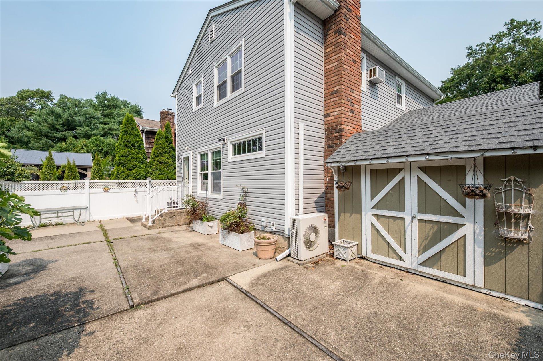 Single Family Vause Street  Suffolk County, NY 11768, MLS-1027110-22