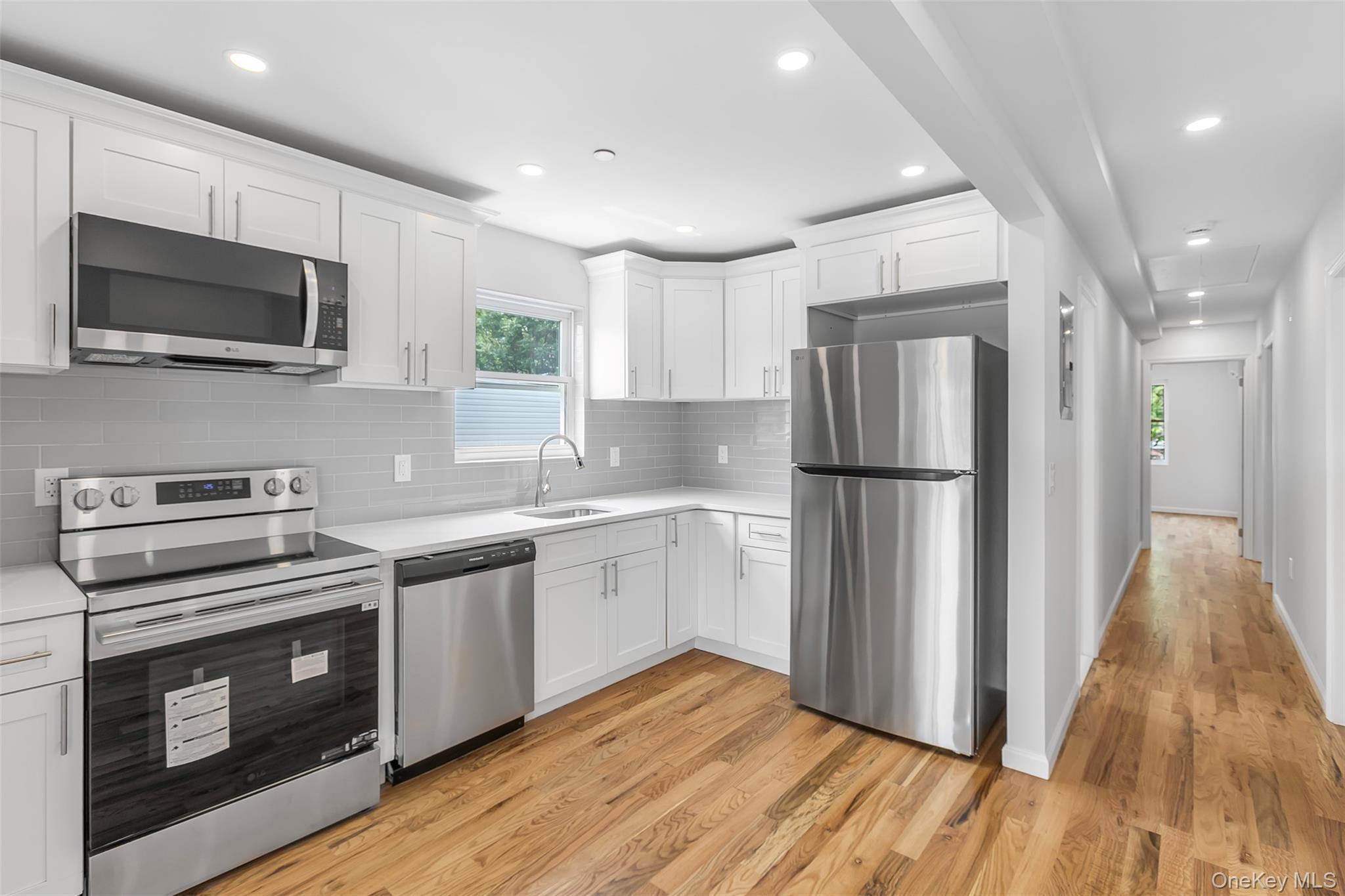 Single Family Grace Avenue Bronx, NY 10469, MLS-1027128-11
