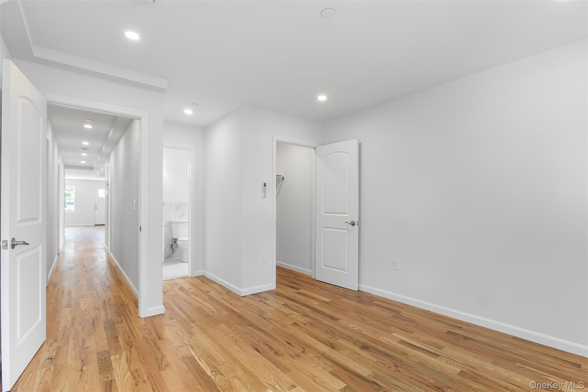 Single Family Grace Avenue Bronx, NY 10469, MLS-1027128-15