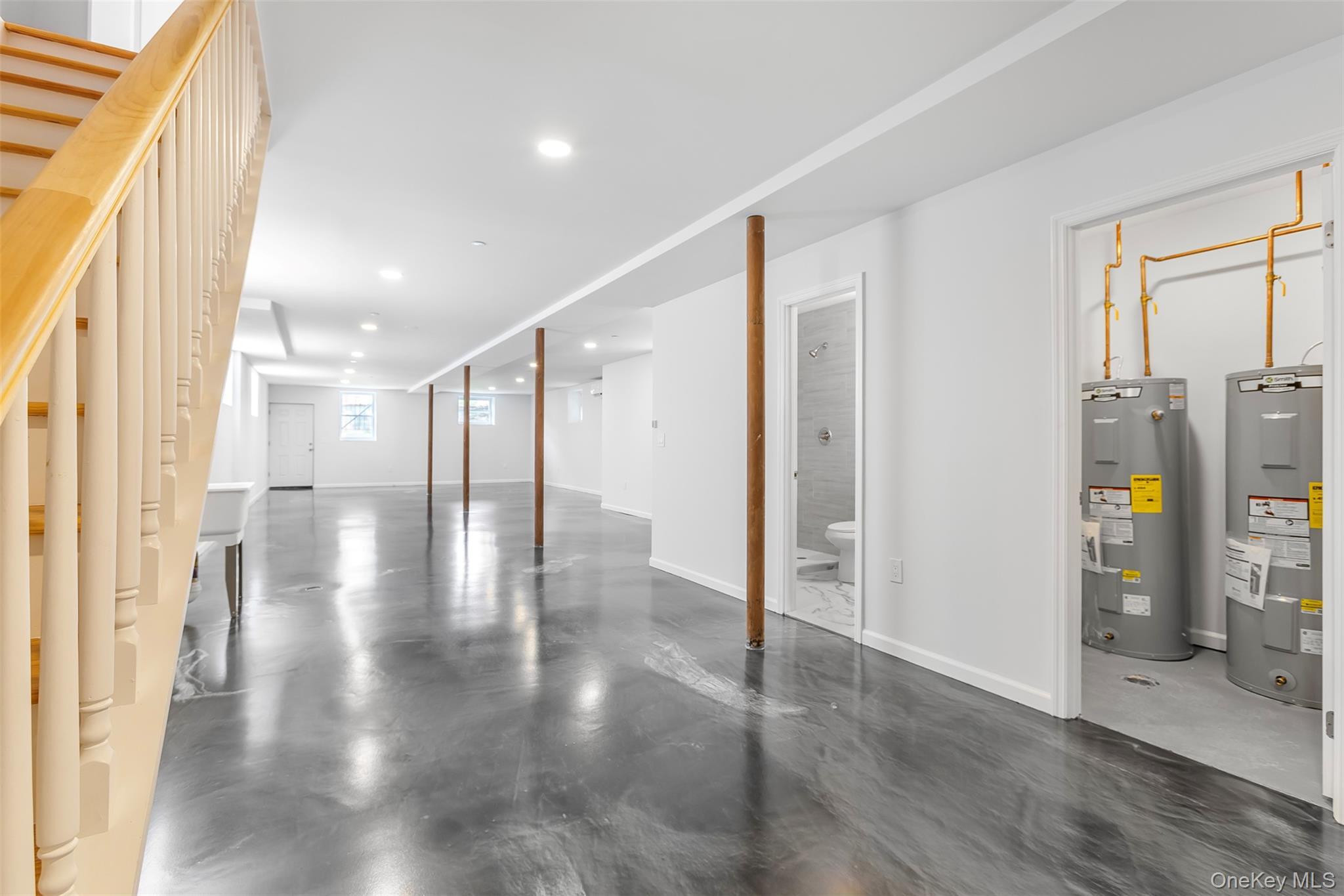 Single Family Grace Avenue Bronx, NY 10469, MLS-1027128-19