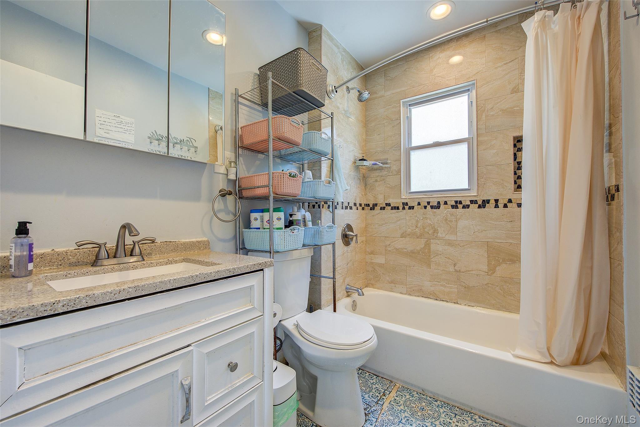 Single Family 80th Street Queens, NY 11421, MLS-1027129-16