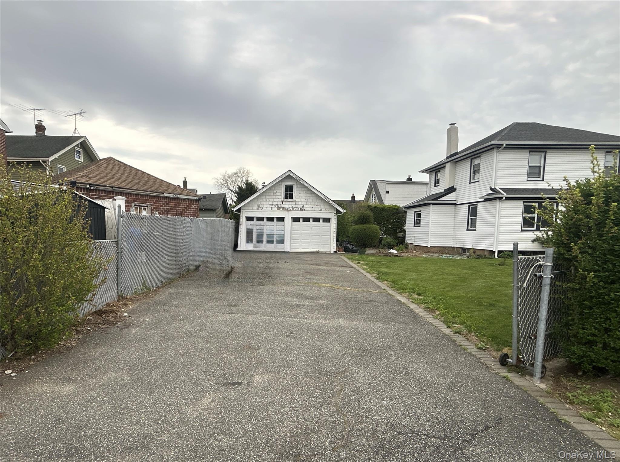 Single Family California Avenue  Nassau County, NY 11550, MLS-1027134-11