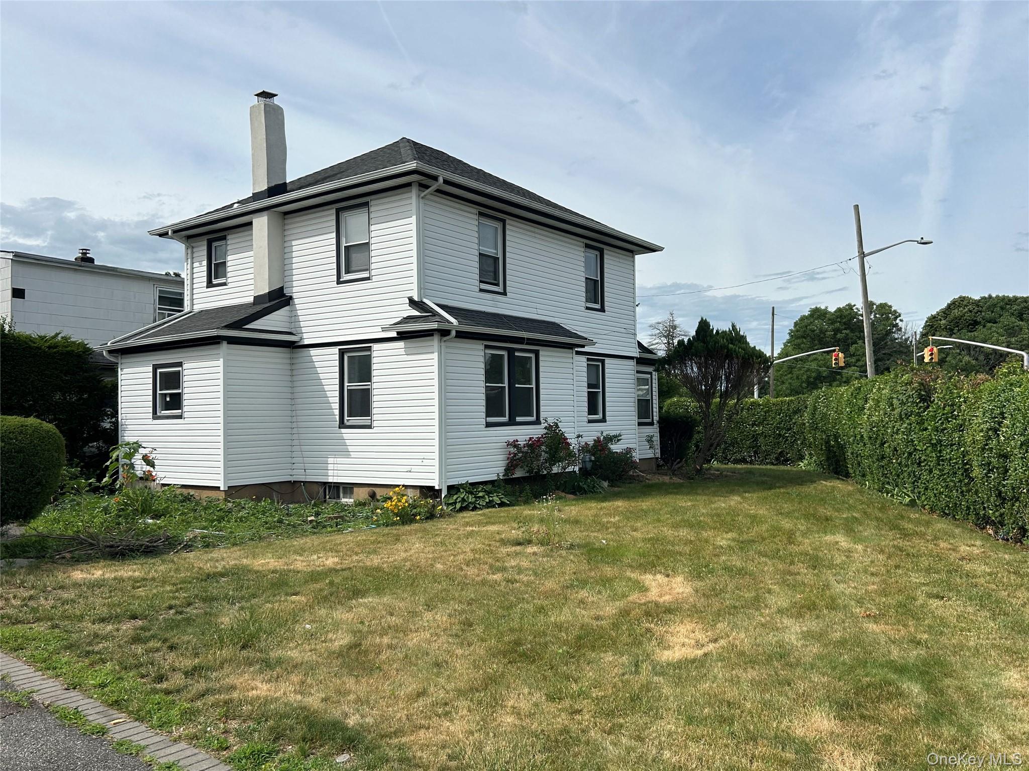 Single Family California Avenue  Nassau County, NY 11550, MLS-1027134-2