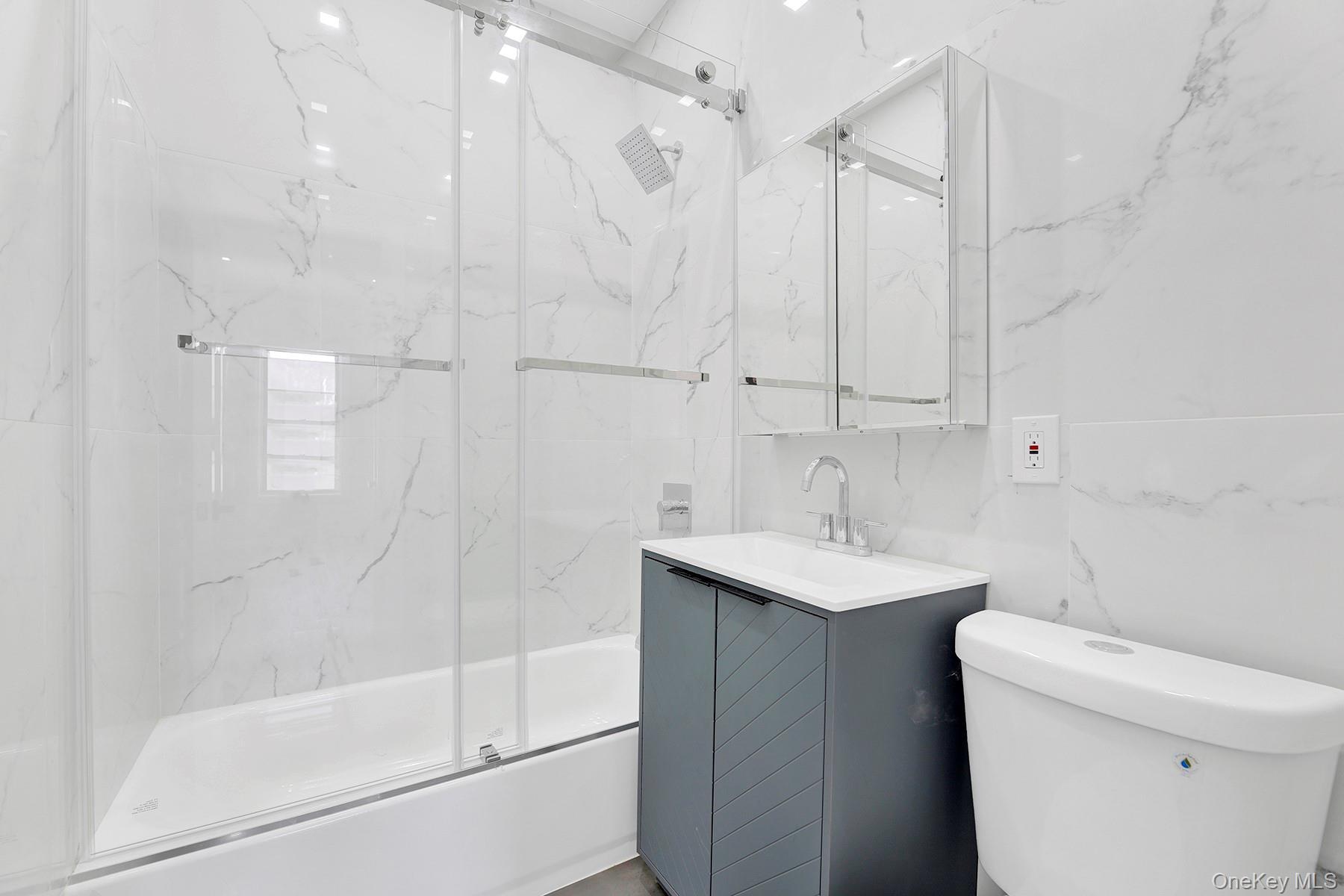 Single Family Strauss Street  Brooklyn, NY 11212, MLS-1027138-5