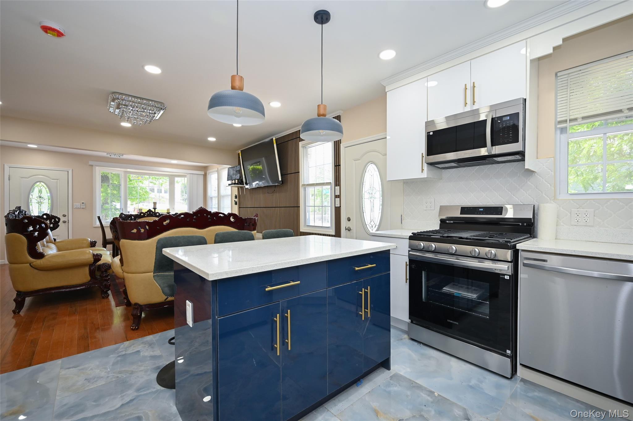 Single Family 111th Avenue  Queens, NY 11435, MLS-1027143-10