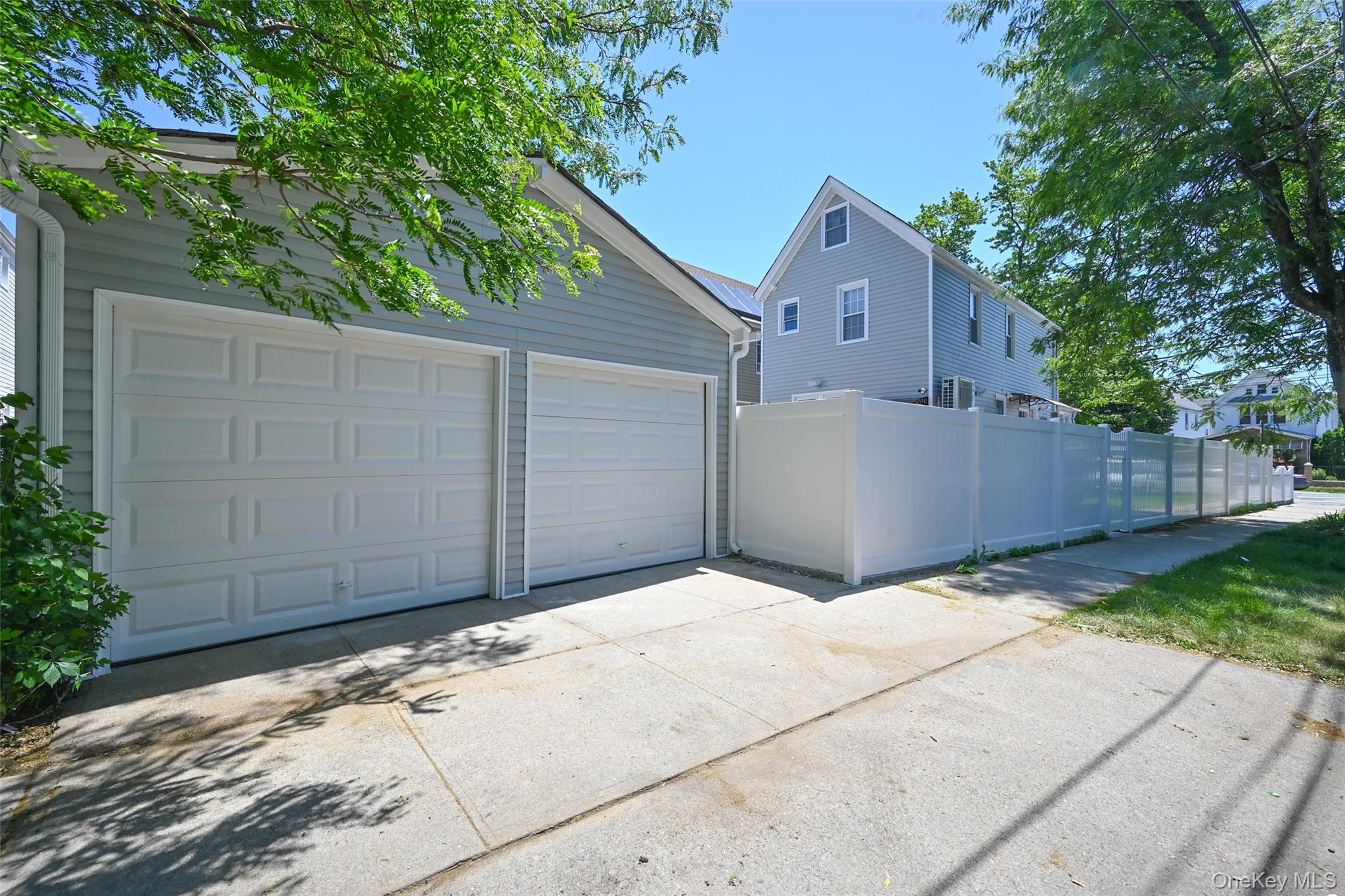 Single Family 111th Avenue  Queens, NY 11435, MLS-1027143-3