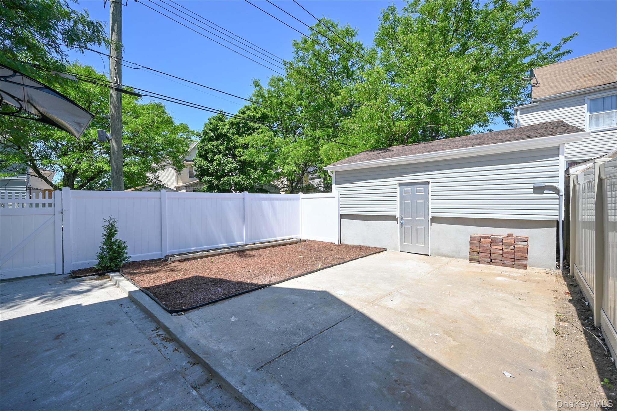 Single Family 111th Avenue  Queens, NY 11435, MLS-1027143-5