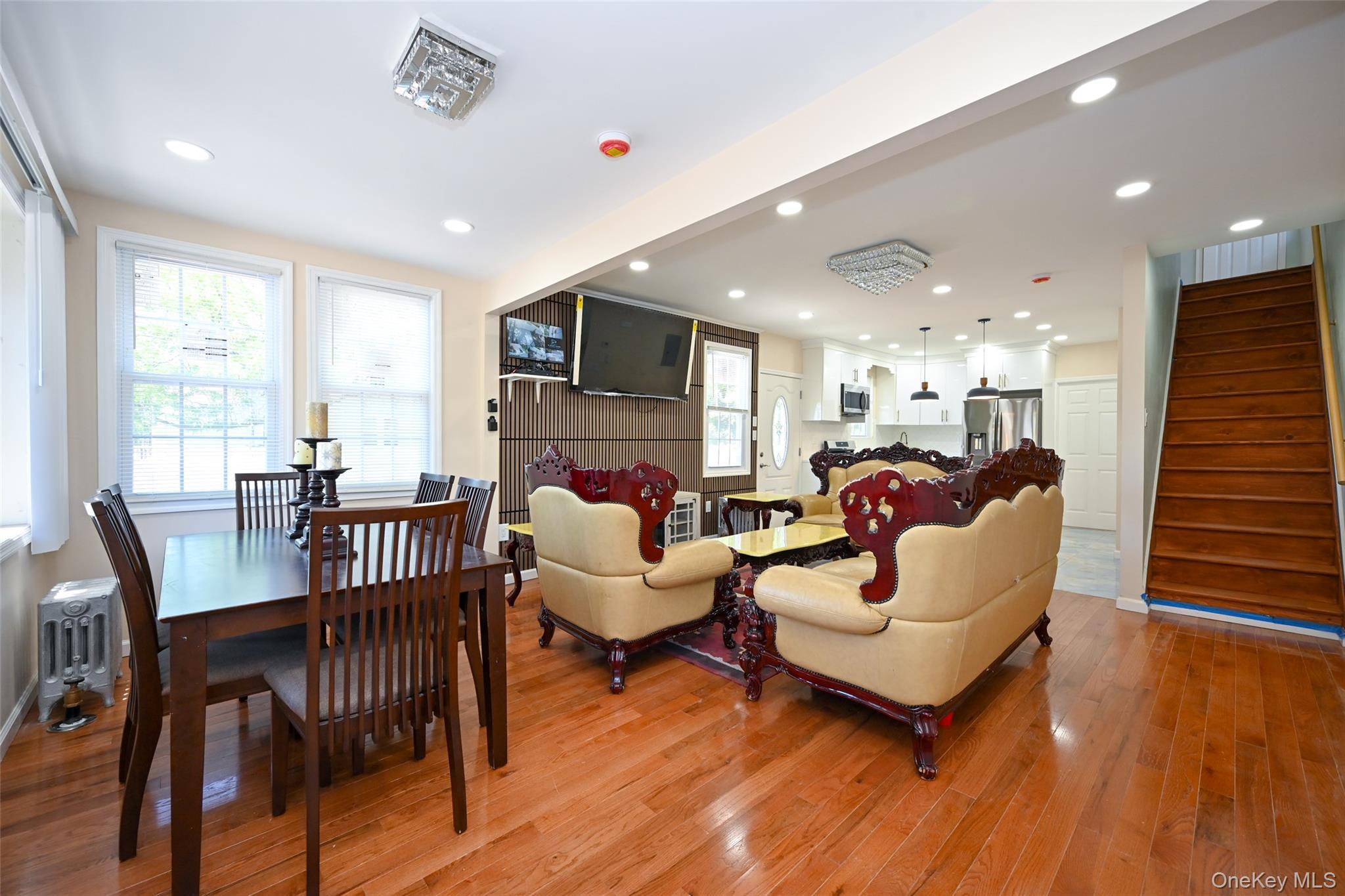 Single Family 111th Avenue  Queens, NY 11435, MLS-1027143-7