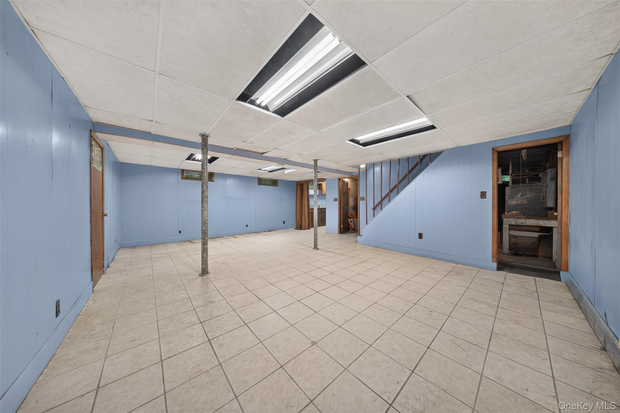 Single Family 21st Avenue Queens, NY 11357, MLS-1027150-17