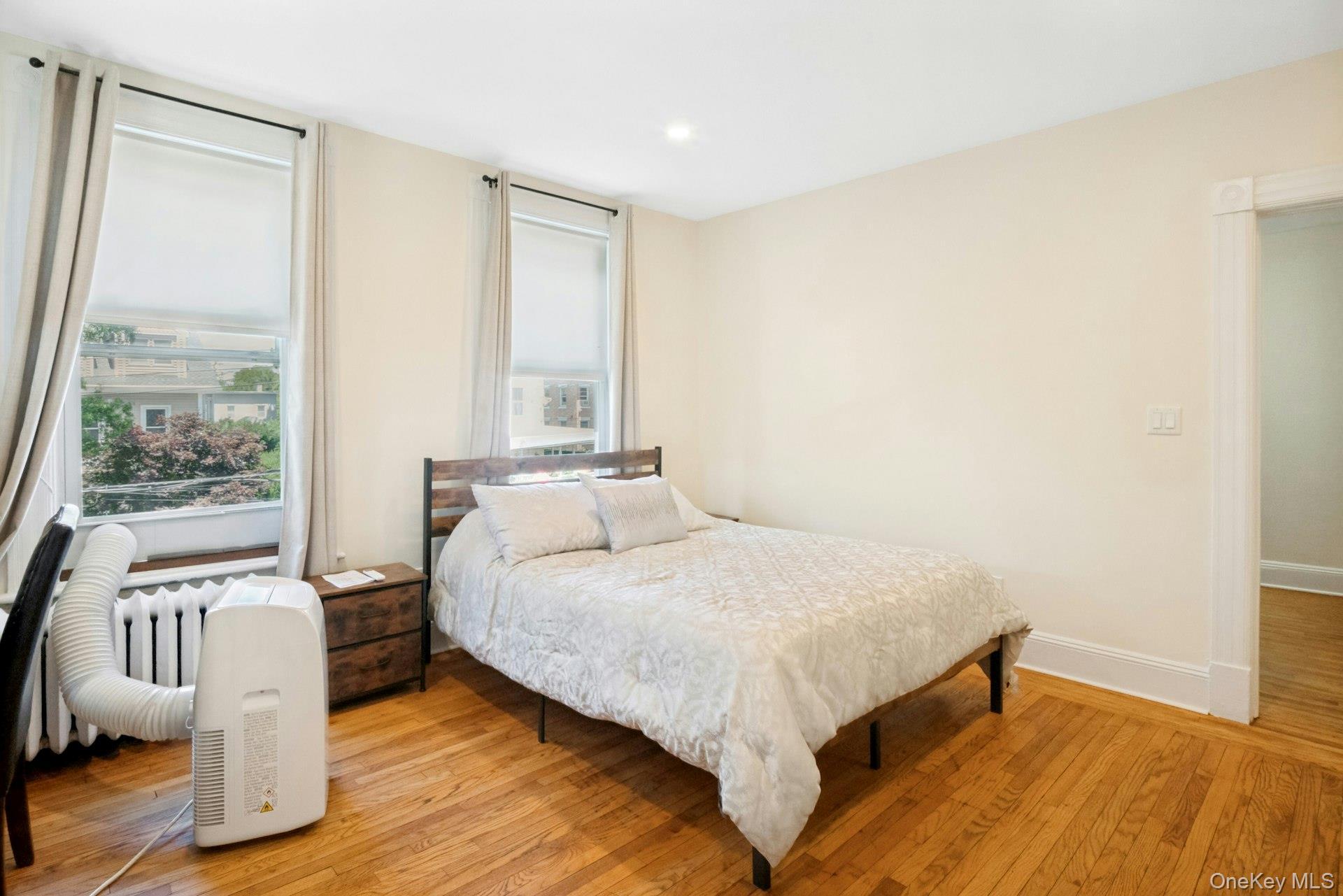 Single Family Waller Avenue  Westchester County, NY 10562, MLS-1027151-35