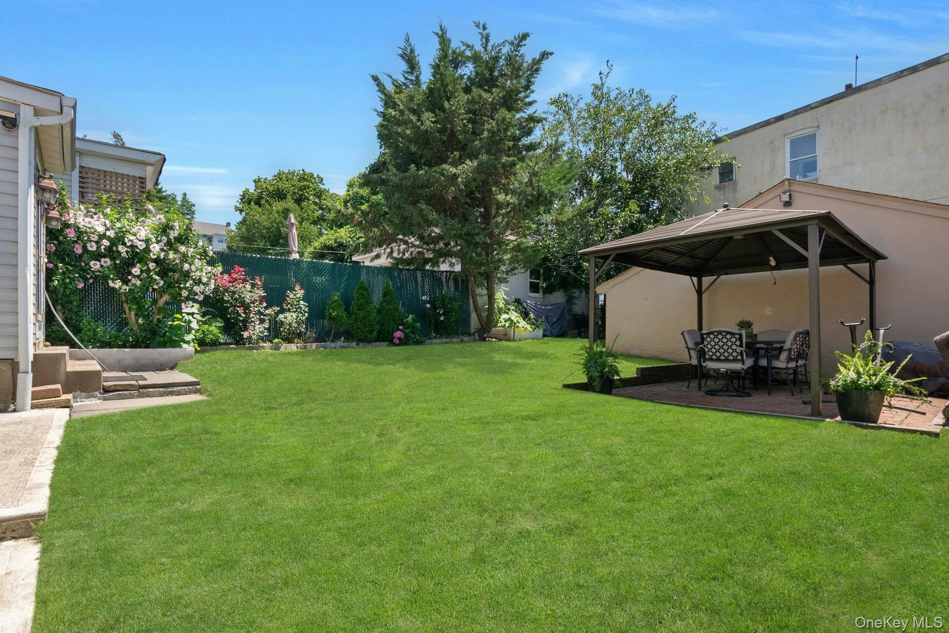 Single Family Waller Avenue  Westchester County, NY 10562, MLS-1027151-44
