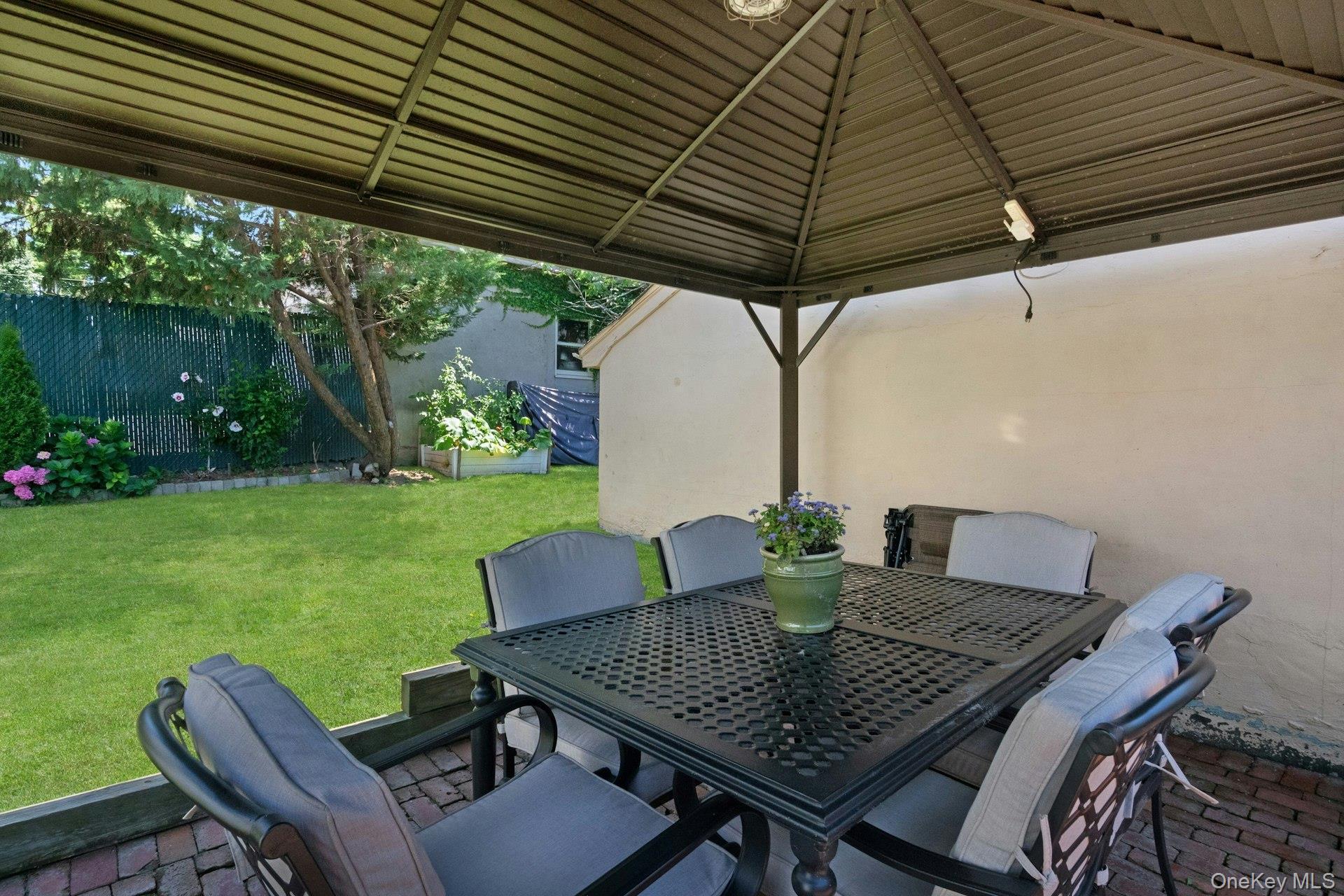 Single Family Waller Avenue  Westchester County, NY 10562, MLS-1027151-45