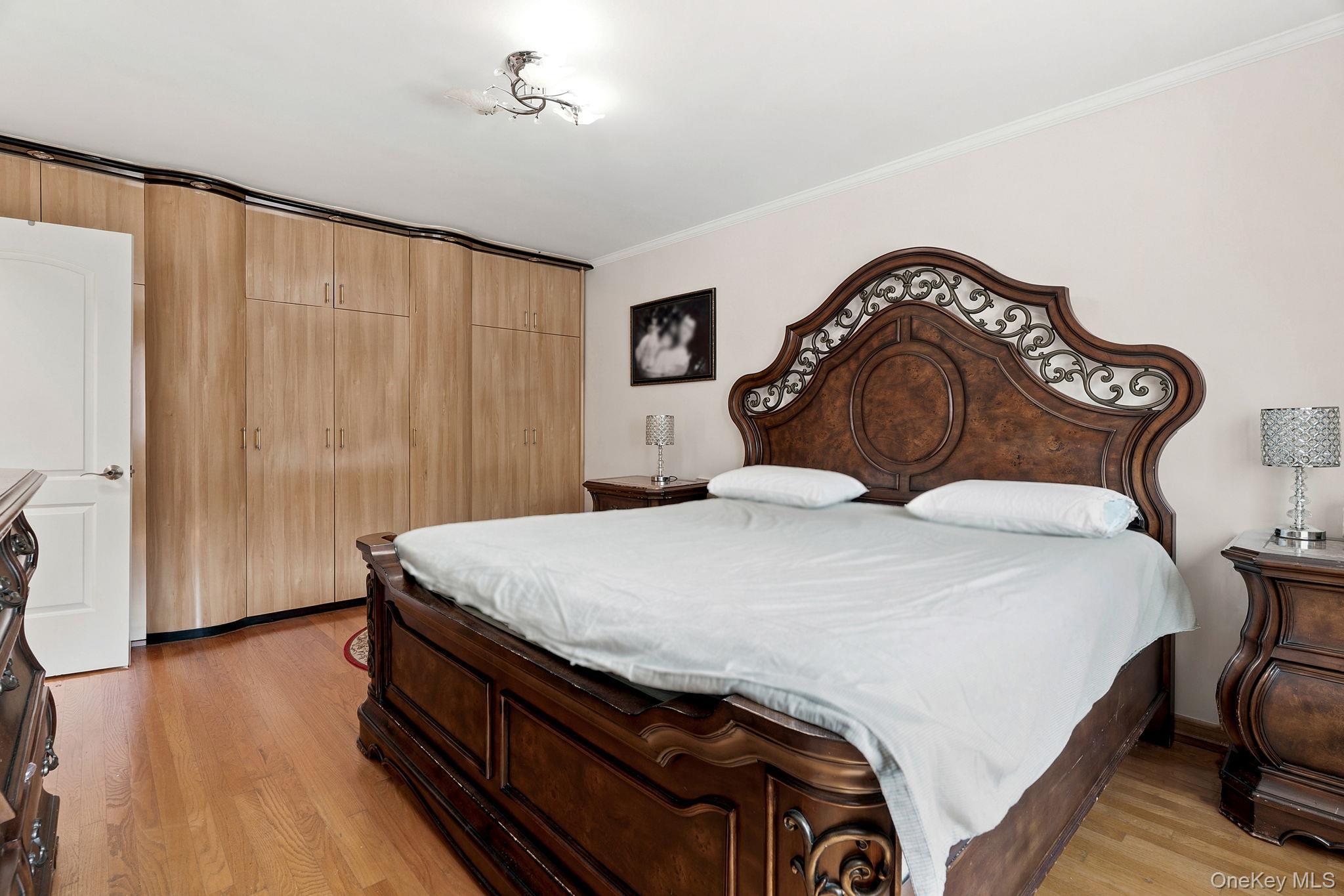 Single Family 65th Road Queens, NY 11374, MLS-1027160-15