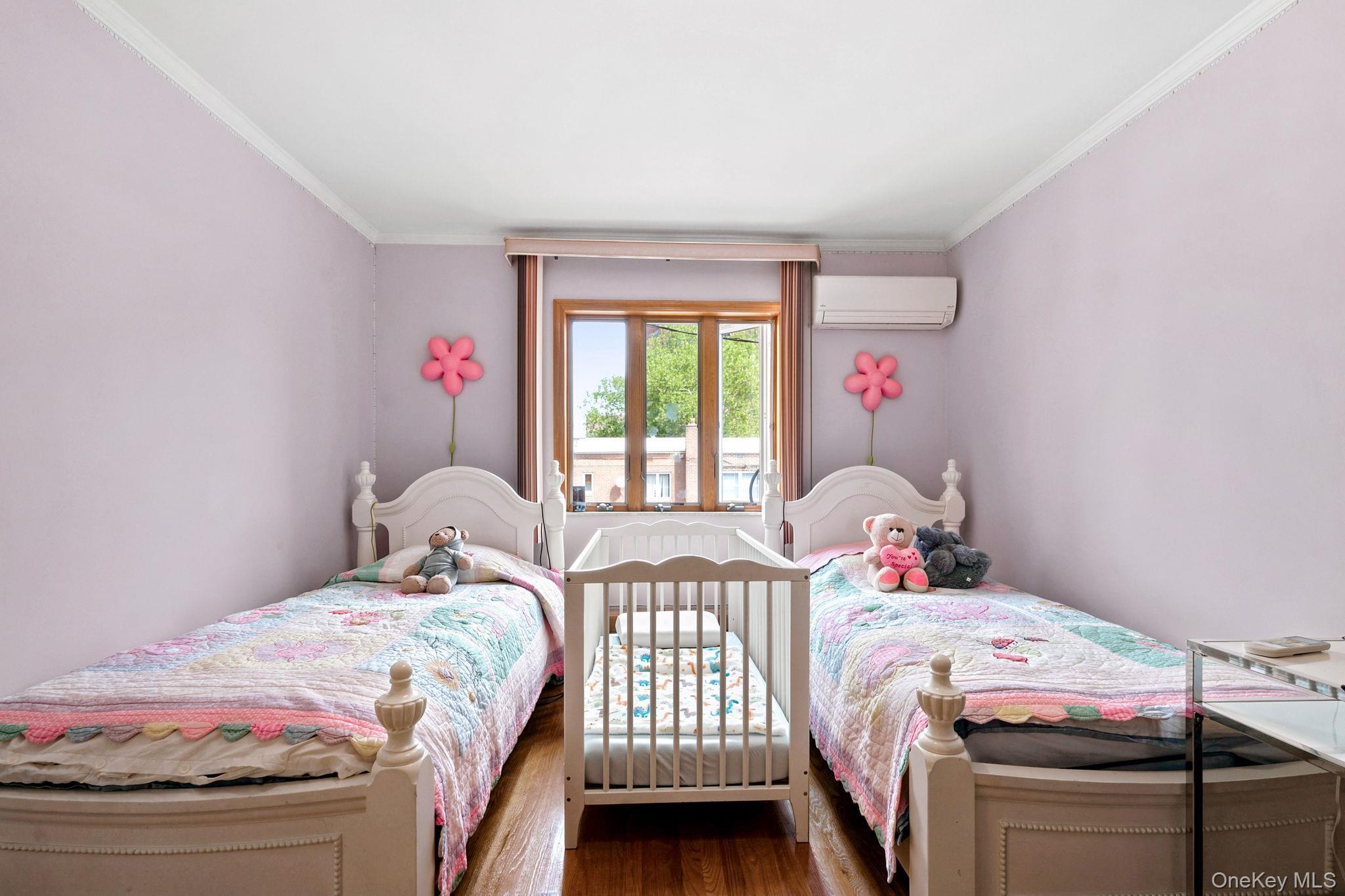 Single Family 65th Road Queens, NY 11374, MLS-1027160-20