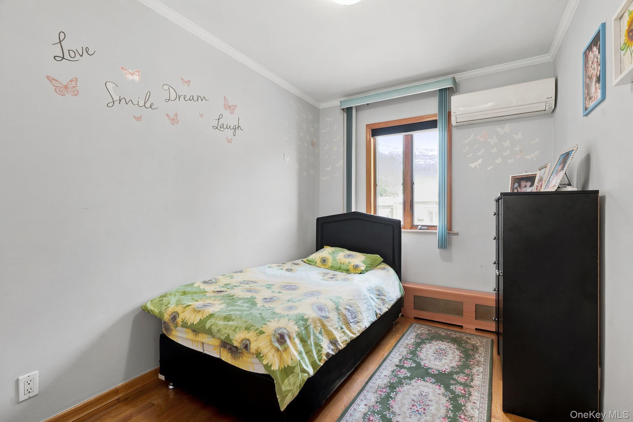 Single Family 65th Road Queens, NY 11374, MLS-1027160-22