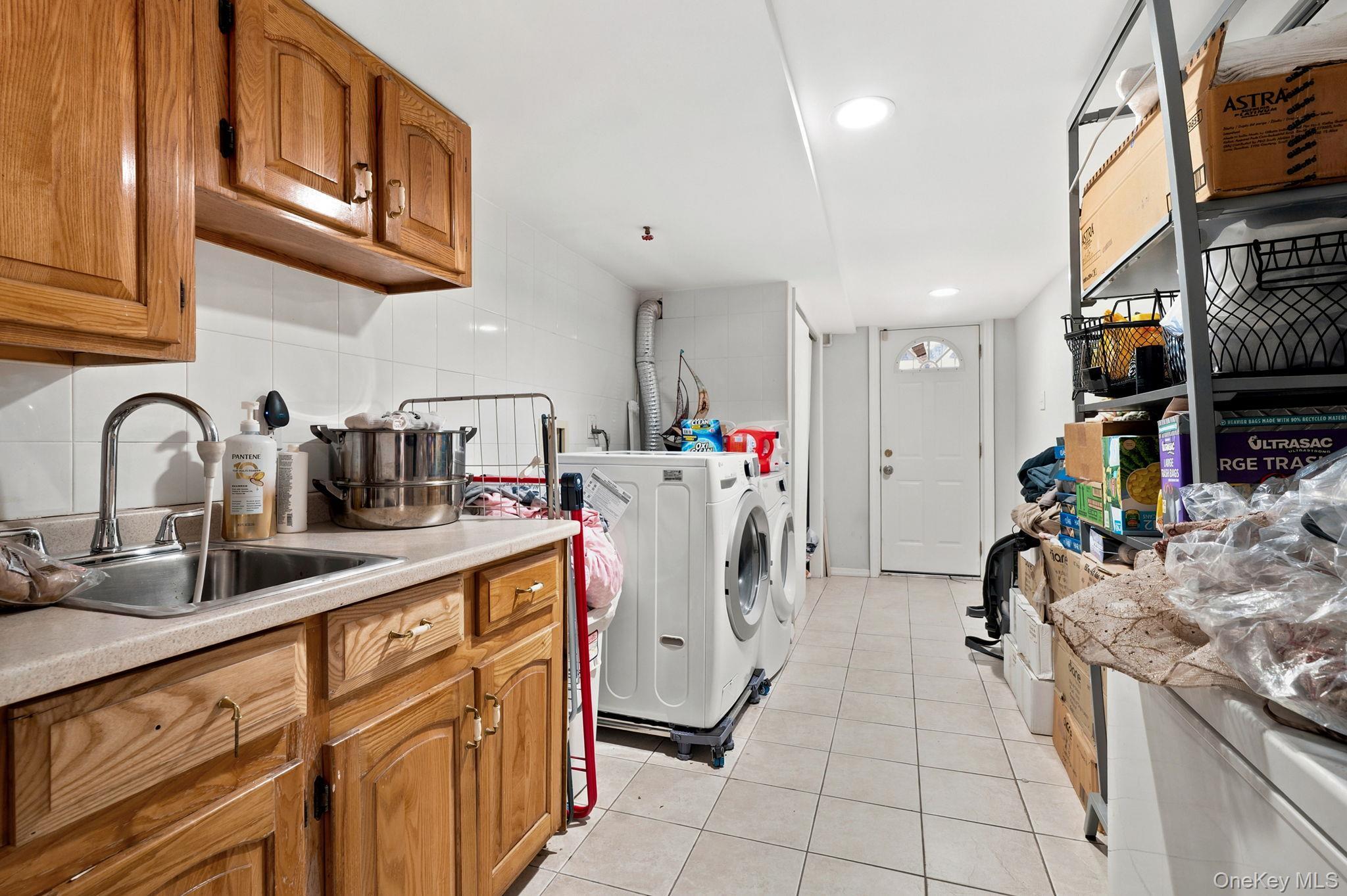 Single Family 65th Road Queens, NY 11374, MLS-1027160-27