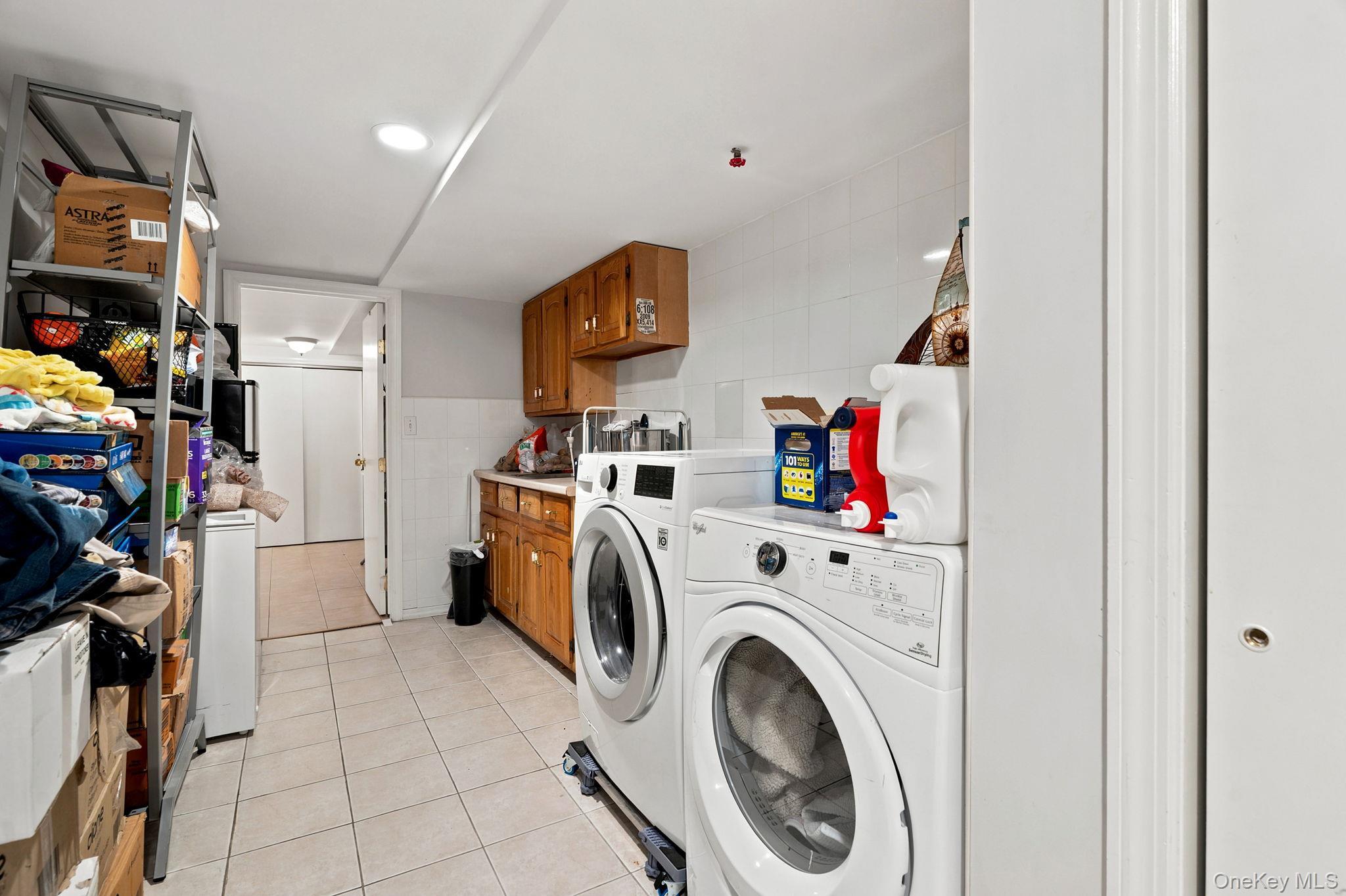 Single Family 65th Road Queens, NY 11374, MLS-1027160-29