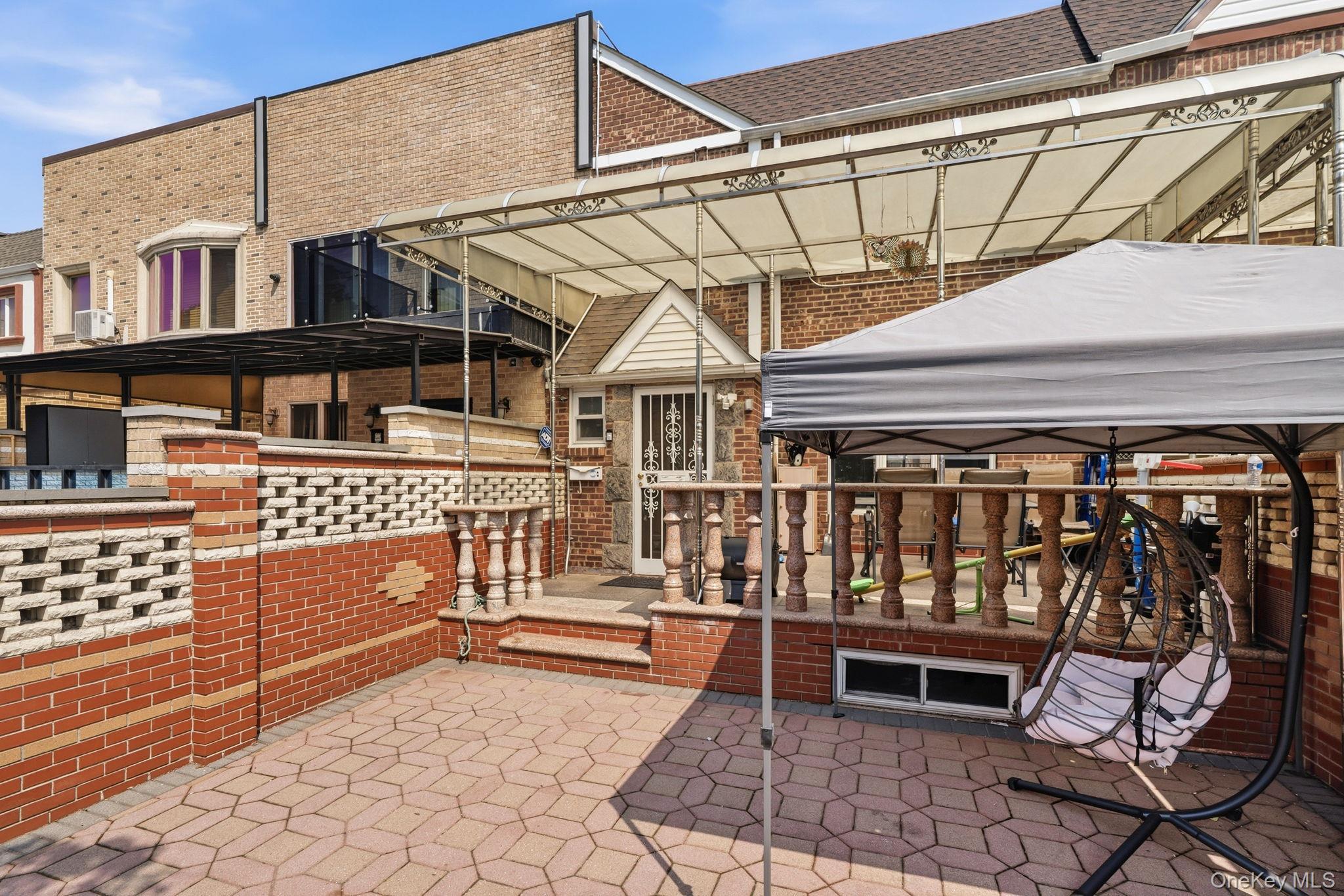 Single Family 65th Road  Queens, NY 11374, MLS-1027160-32