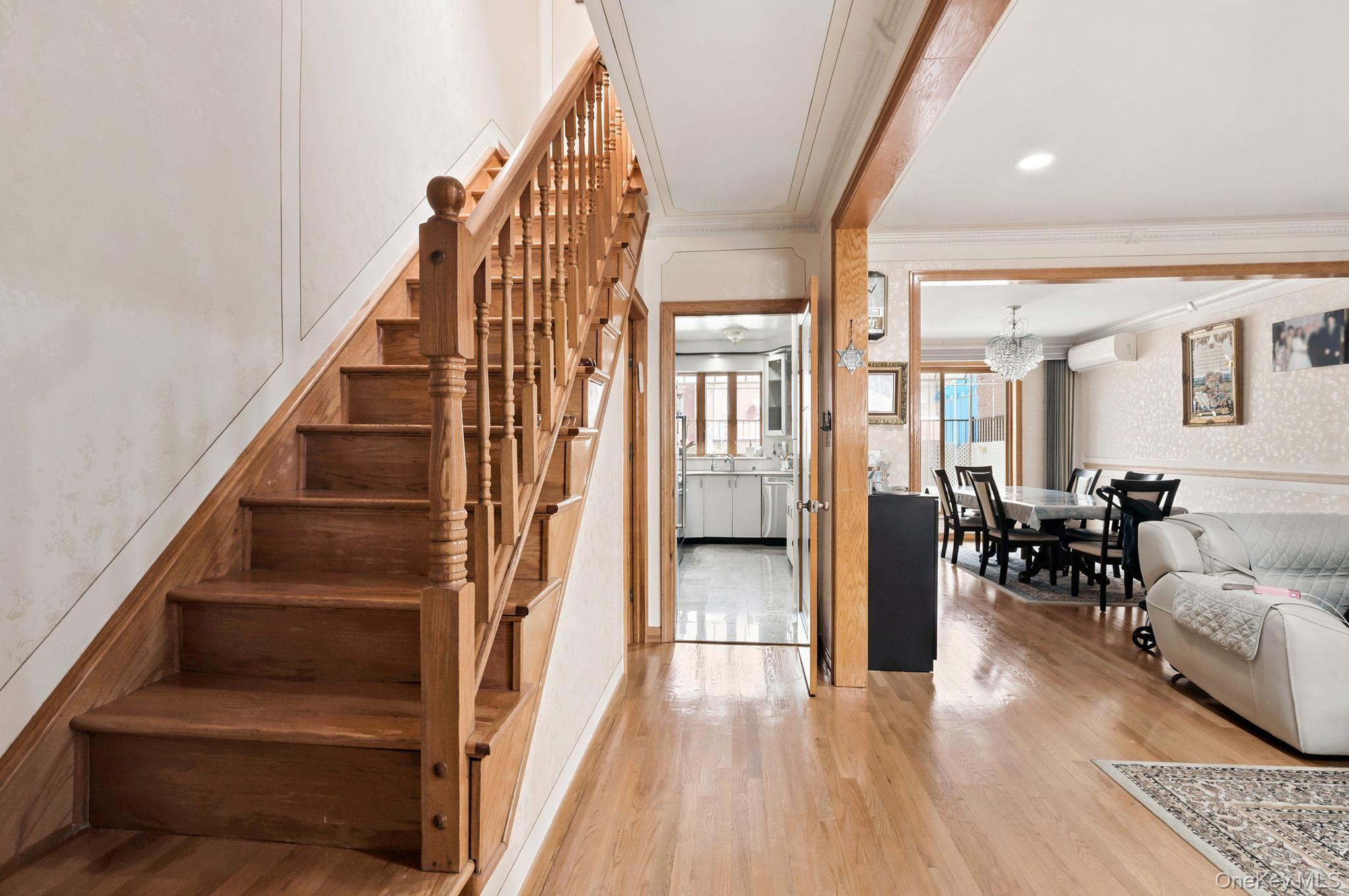 Single Family 65th Road Queens, NY 11374, MLS-1027160-7