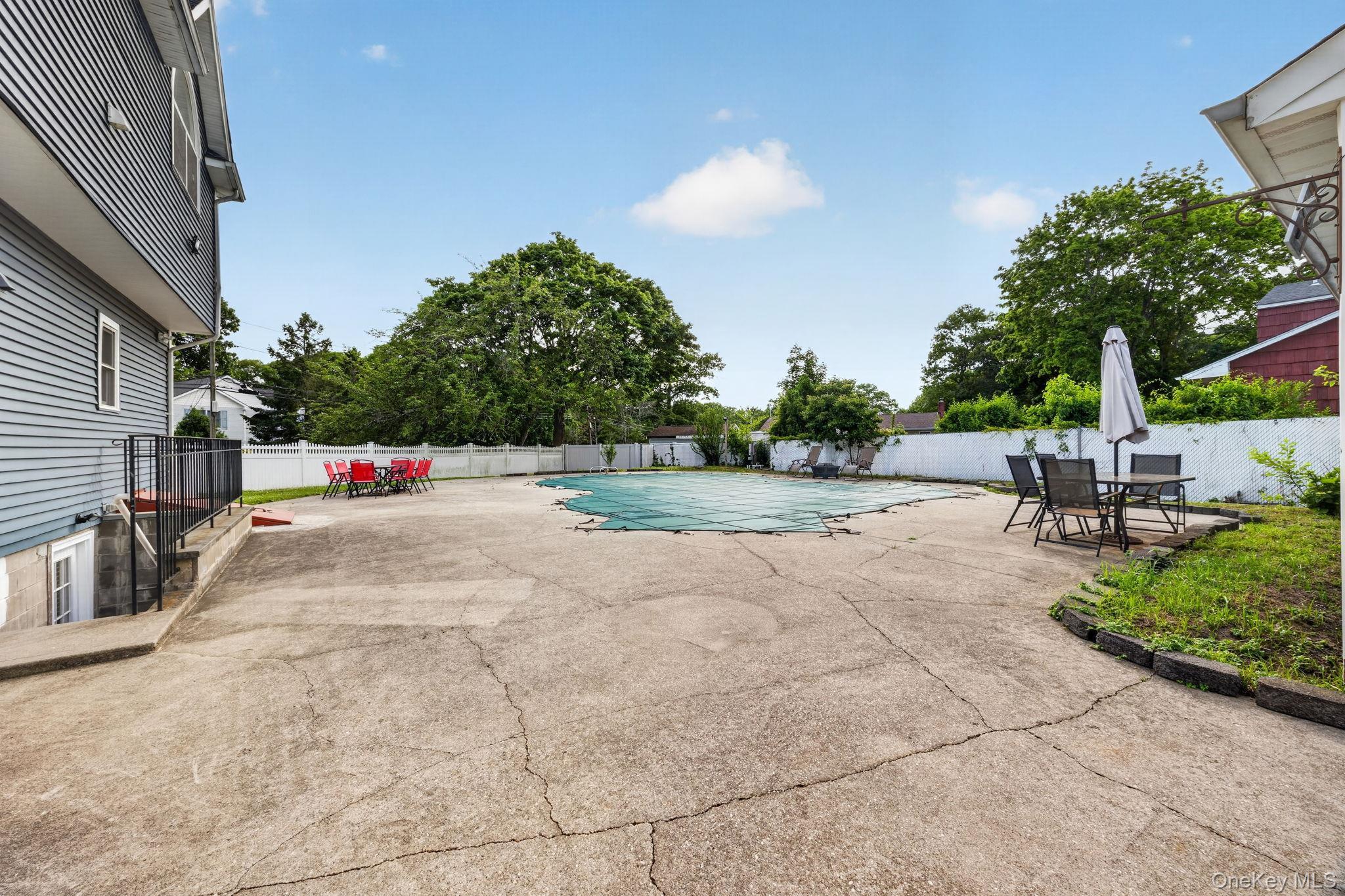 Single Family Steuben Boulevard Suffolk County, NY 11767, MLS-1027173-31