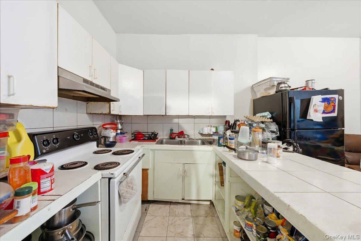 Single Family Jackson Avenue Bronx, NY 10454, MLS-1027177-6