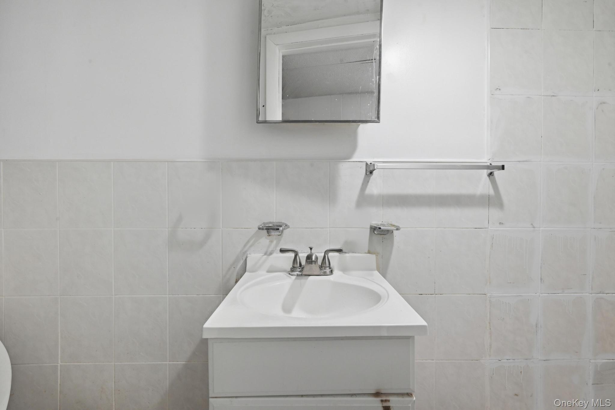 Single Family South Richmond Hill Queens, NY 11419, MLS-1027178-13