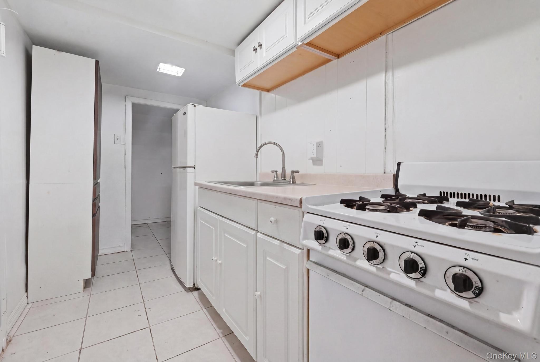 Single Family South Richmond Hill Queens, NY 11419, MLS-1027178-14