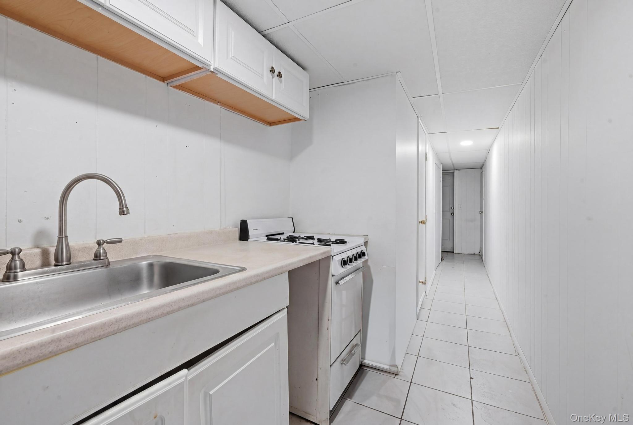 Single Family South Richmond Hill Queens, NY 11419, MLS-1027178-15