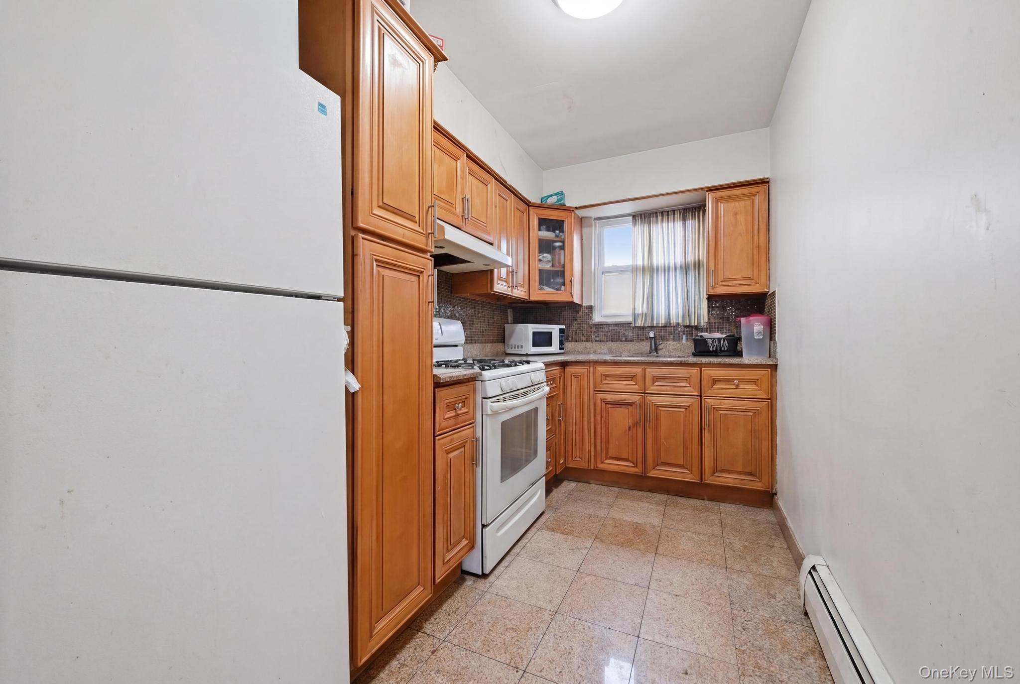 Single Family South Richmond Hill Queens, NY 11419, MLS-1027178-5