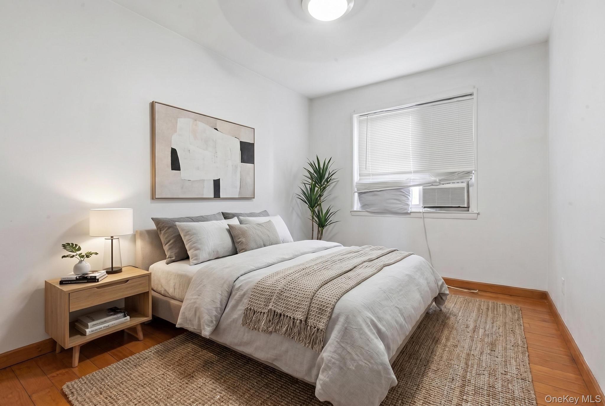 Single Family South Richmond Hill Queens, NY 11419, MLS-1027178-6