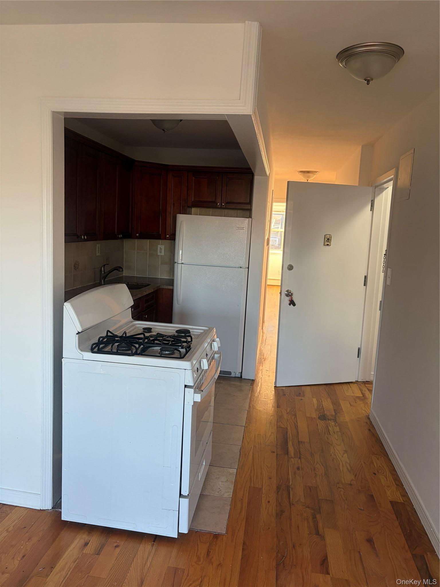 Single Family 91st Avenue  Queens, NY 11432, MLS-1027179-15