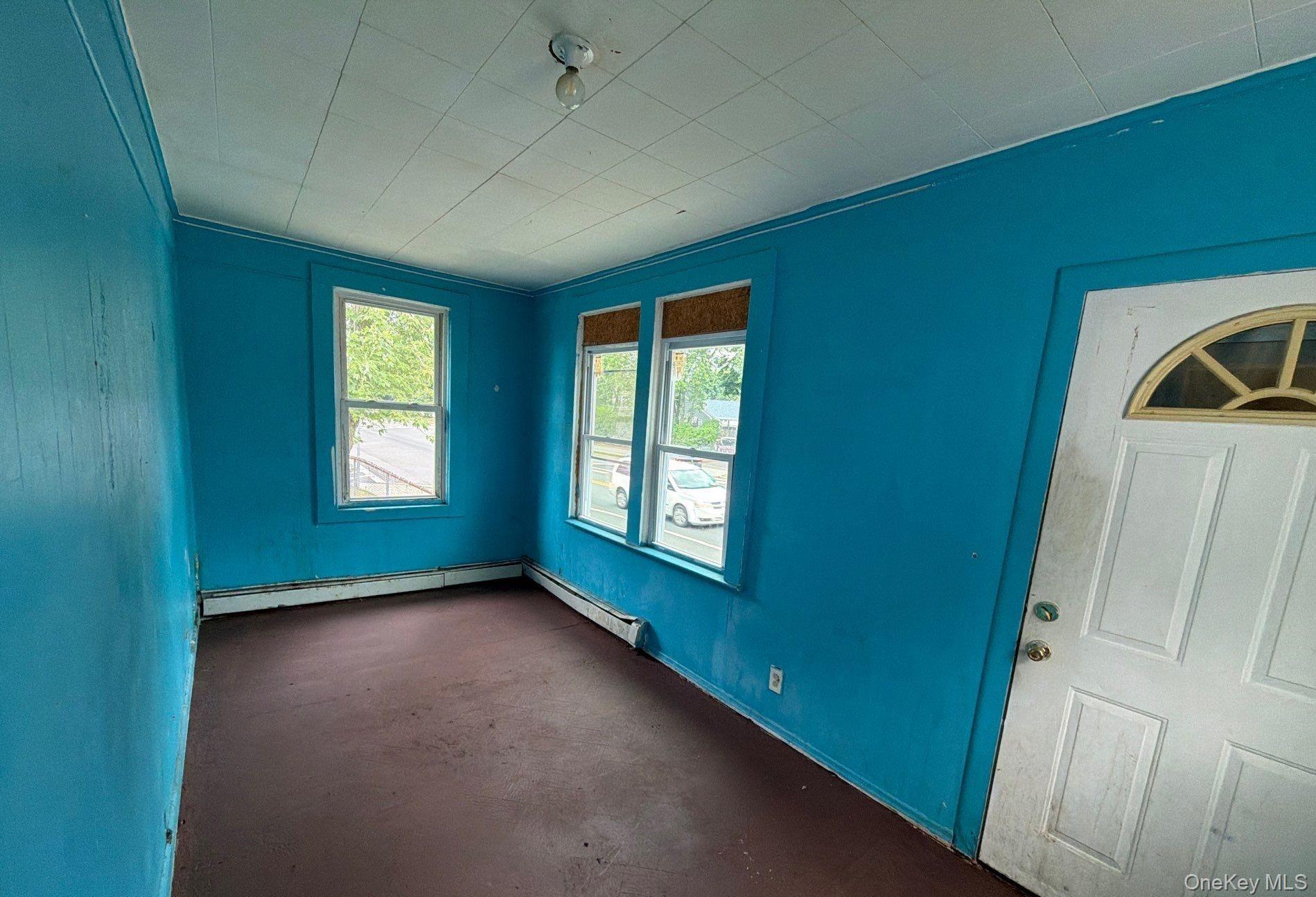 Single Family Straight Path  Suffolk County, NY 11704, MLS-1027183-4
