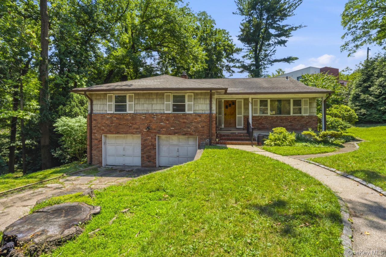 Single Family Nassau Drive  Nassau County, NY 11021, MLS-1027185-3