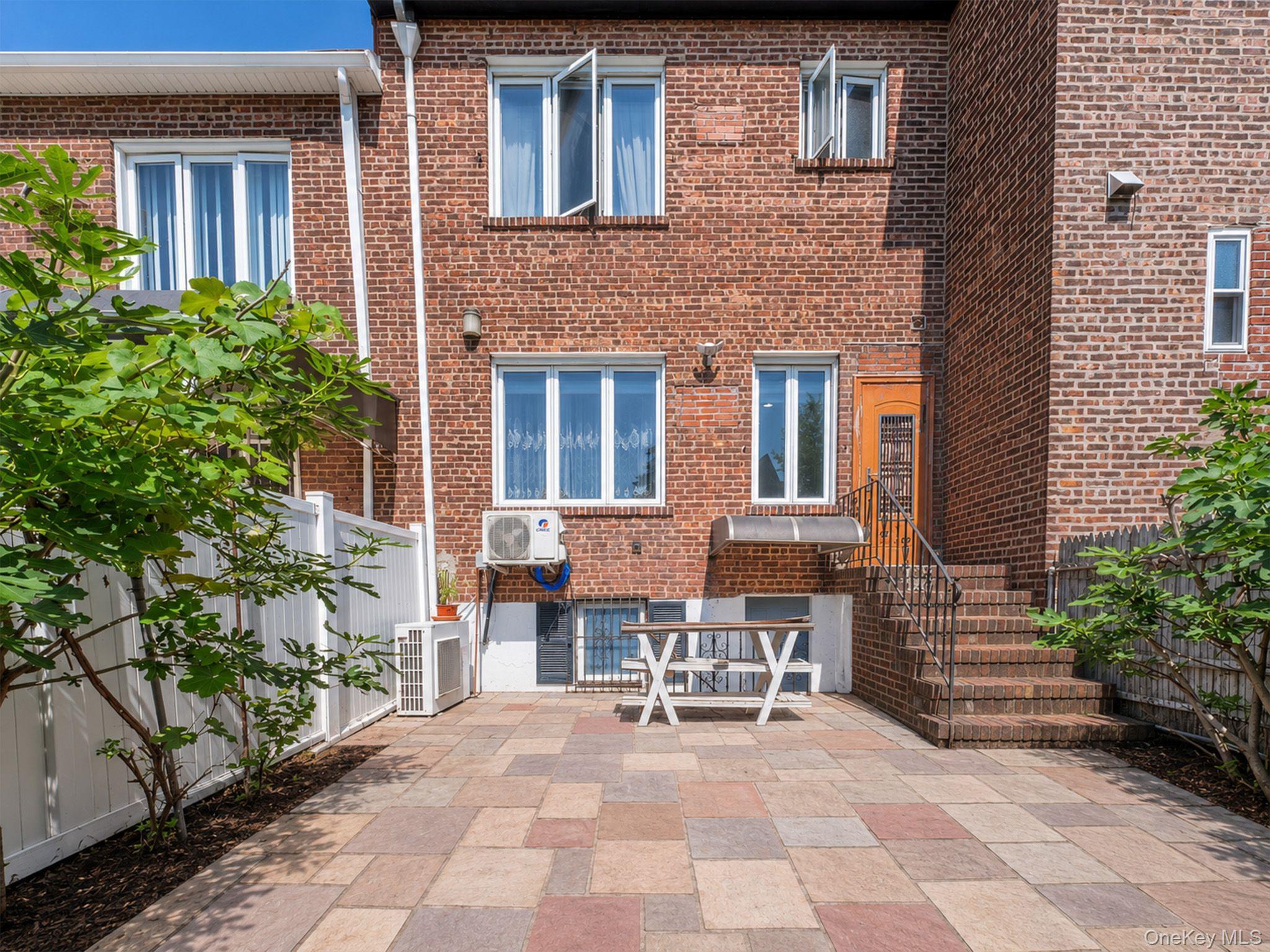 Single Family 167th Street Queens, NY 11432, MLS-1027189-21