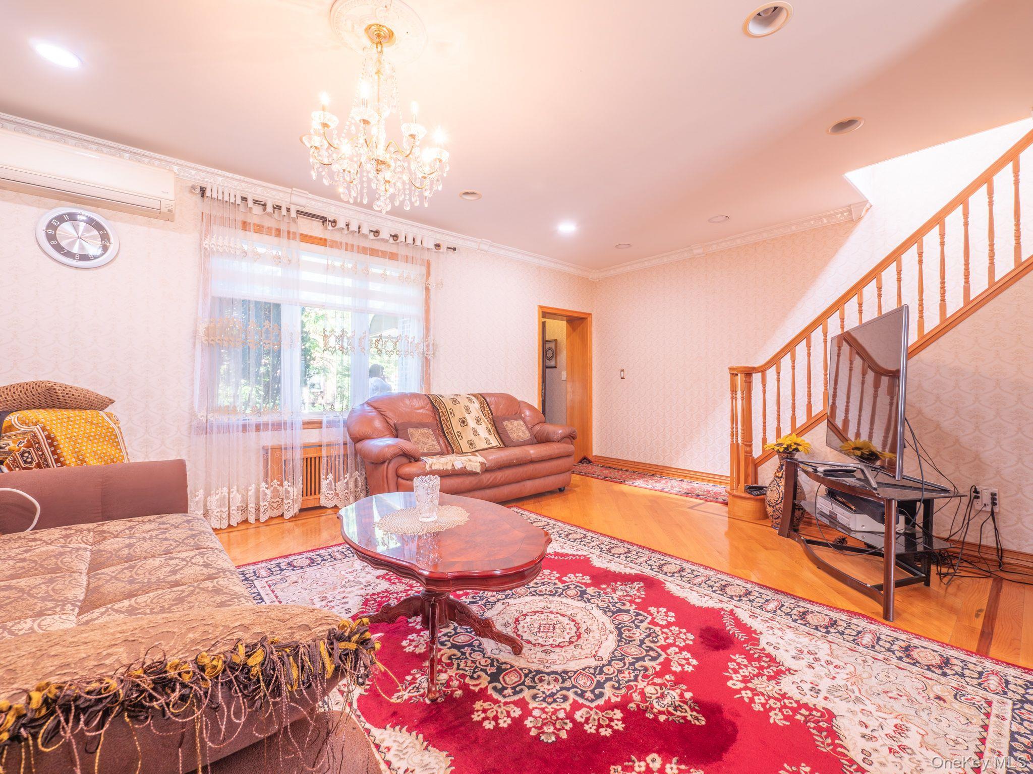 Single Family 167th Street Queens, NY 11432, MLS-1027189-5