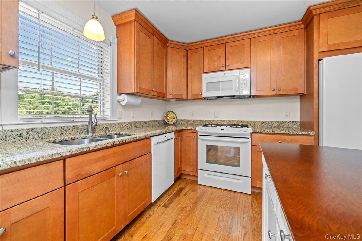 Single Family S Lynn Street  Orange County, NY 10990, MLS-1027194-18