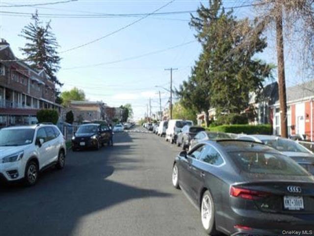 Single Family Gunther Avenue  Bronx, NY 10469, MLS-1027196-4