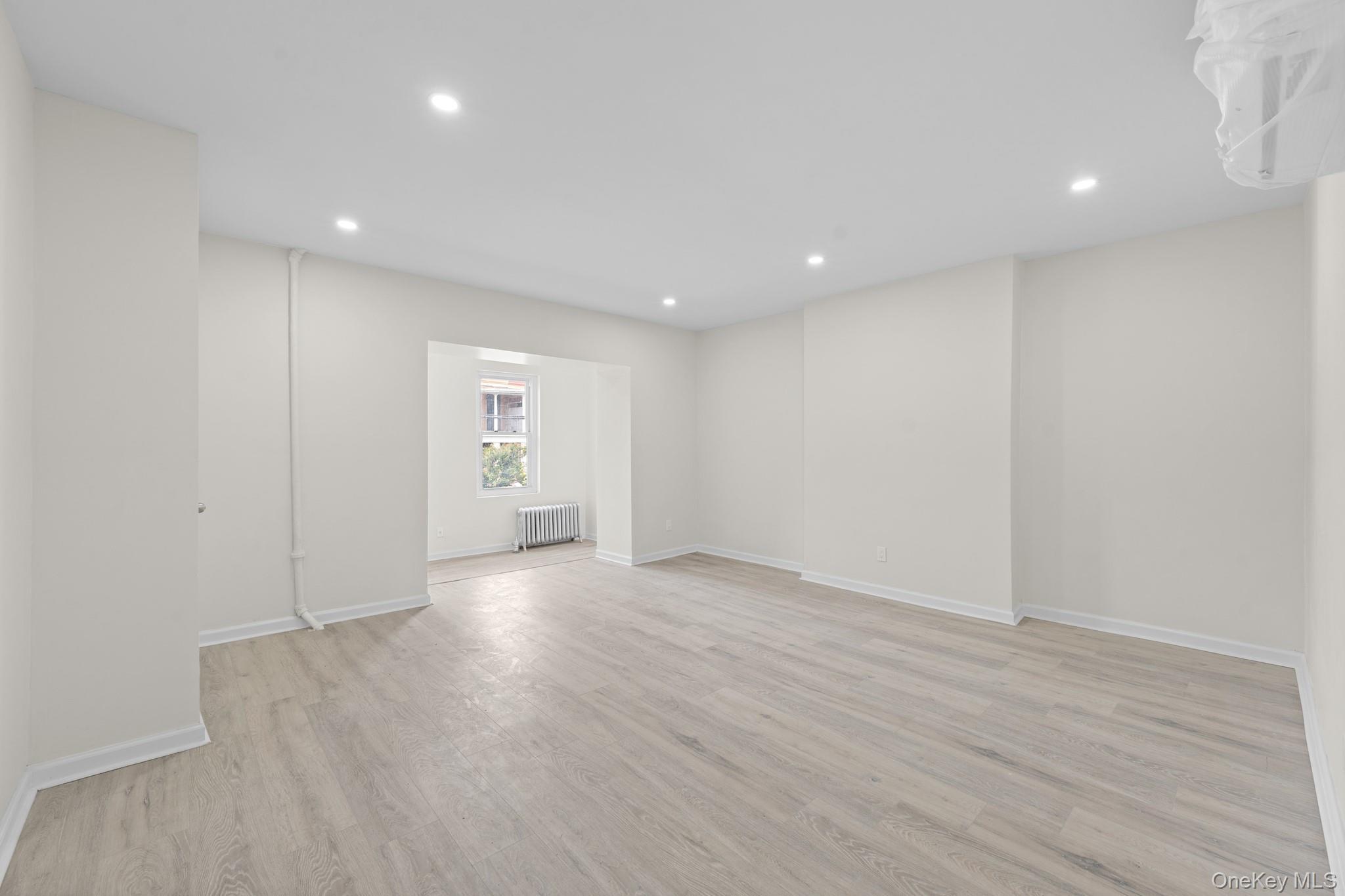 Single Family Hegeman Avenue  Brooklyn, NY 11207, MLS-1027207-3
